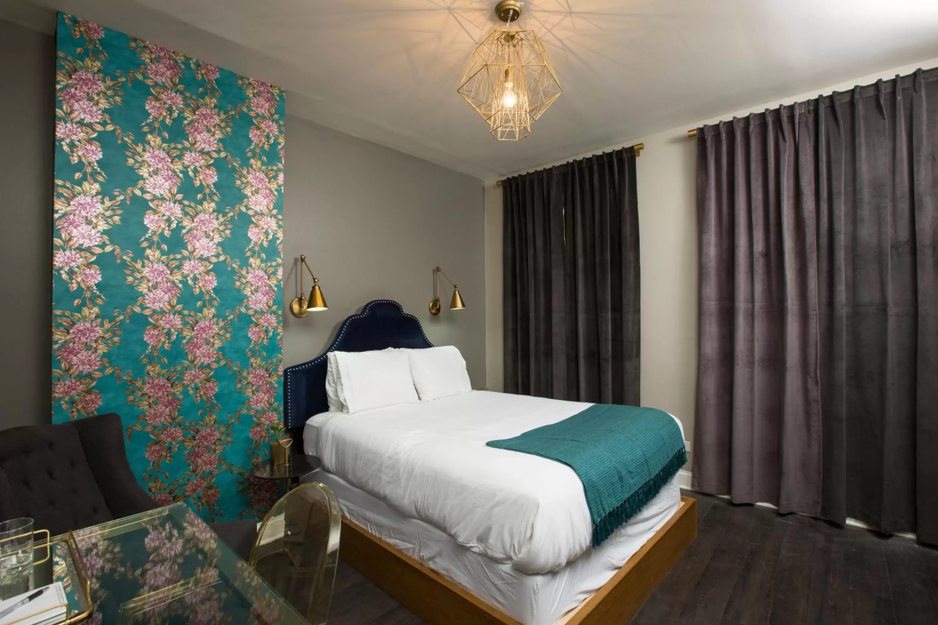 Bedroom, Bed in Wicker Park Inn
