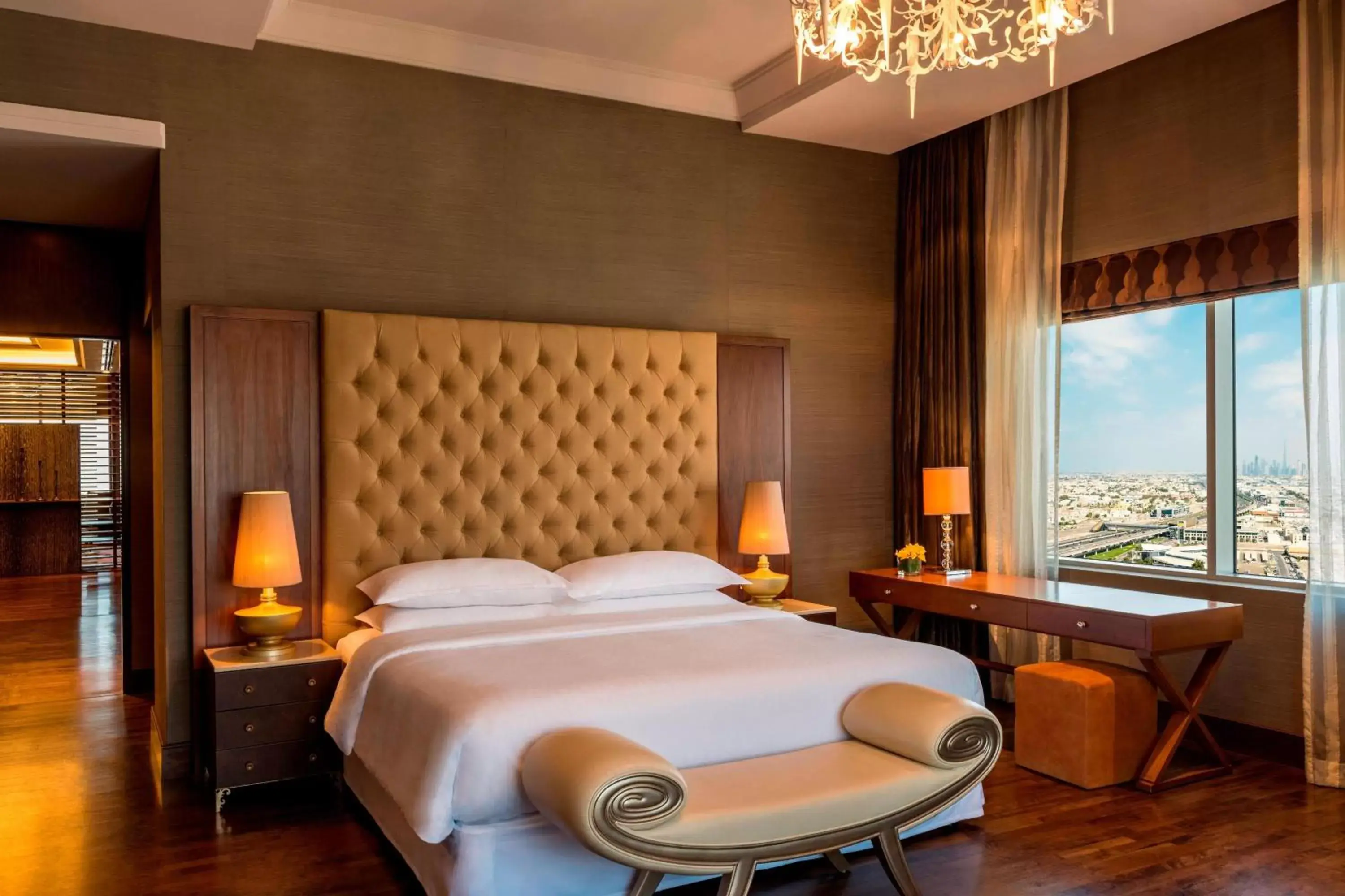 Bedroom, Bed in Sheraton Mall of the Emirates Hotel, Dubai