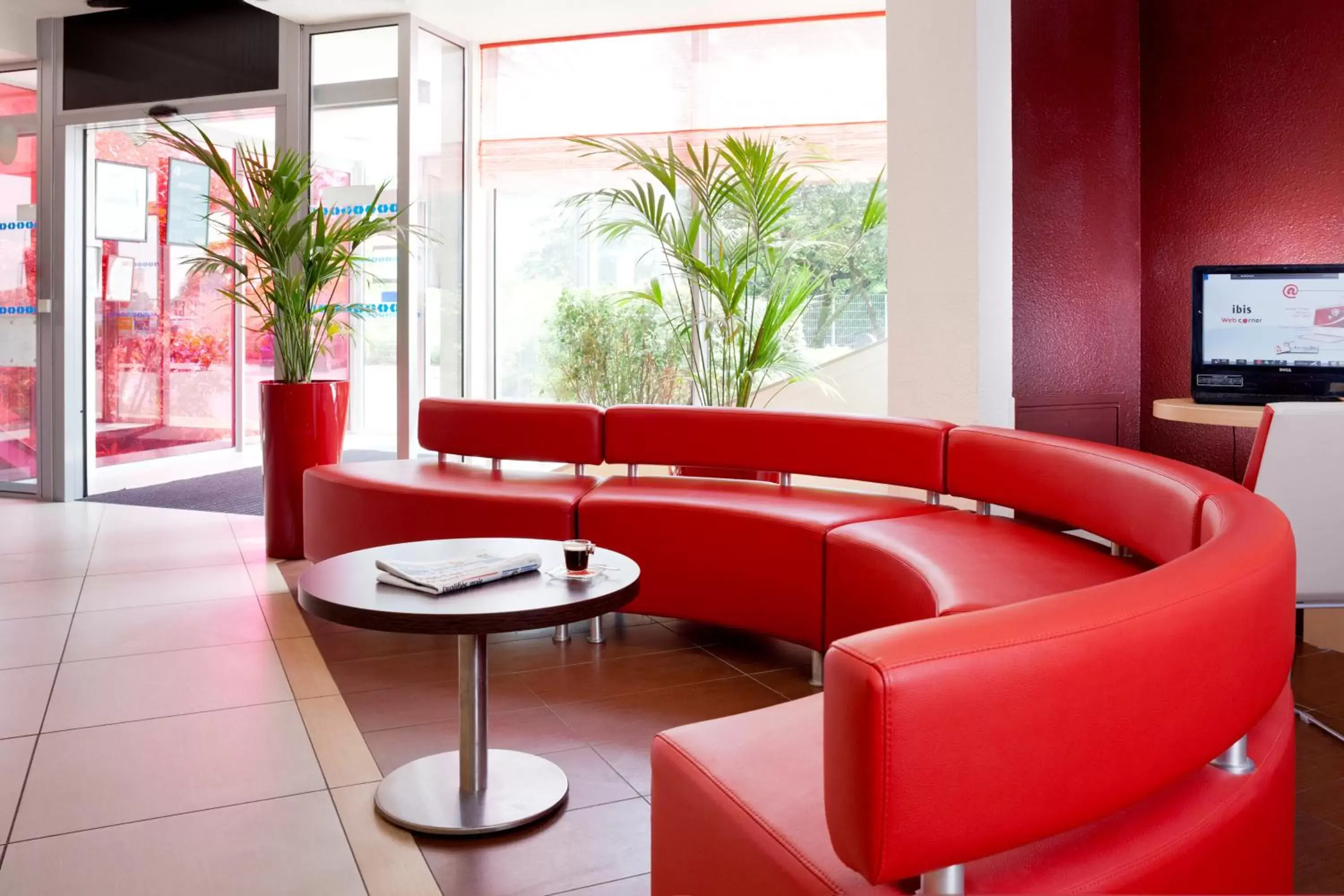 Lobby or reception, Seating Area in ibis Aulnay Paris Nord Expo