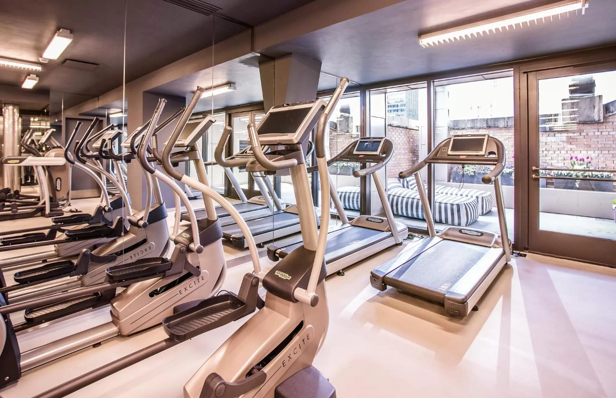 Fitness centre/facilities in Virgin Hotels Chicago