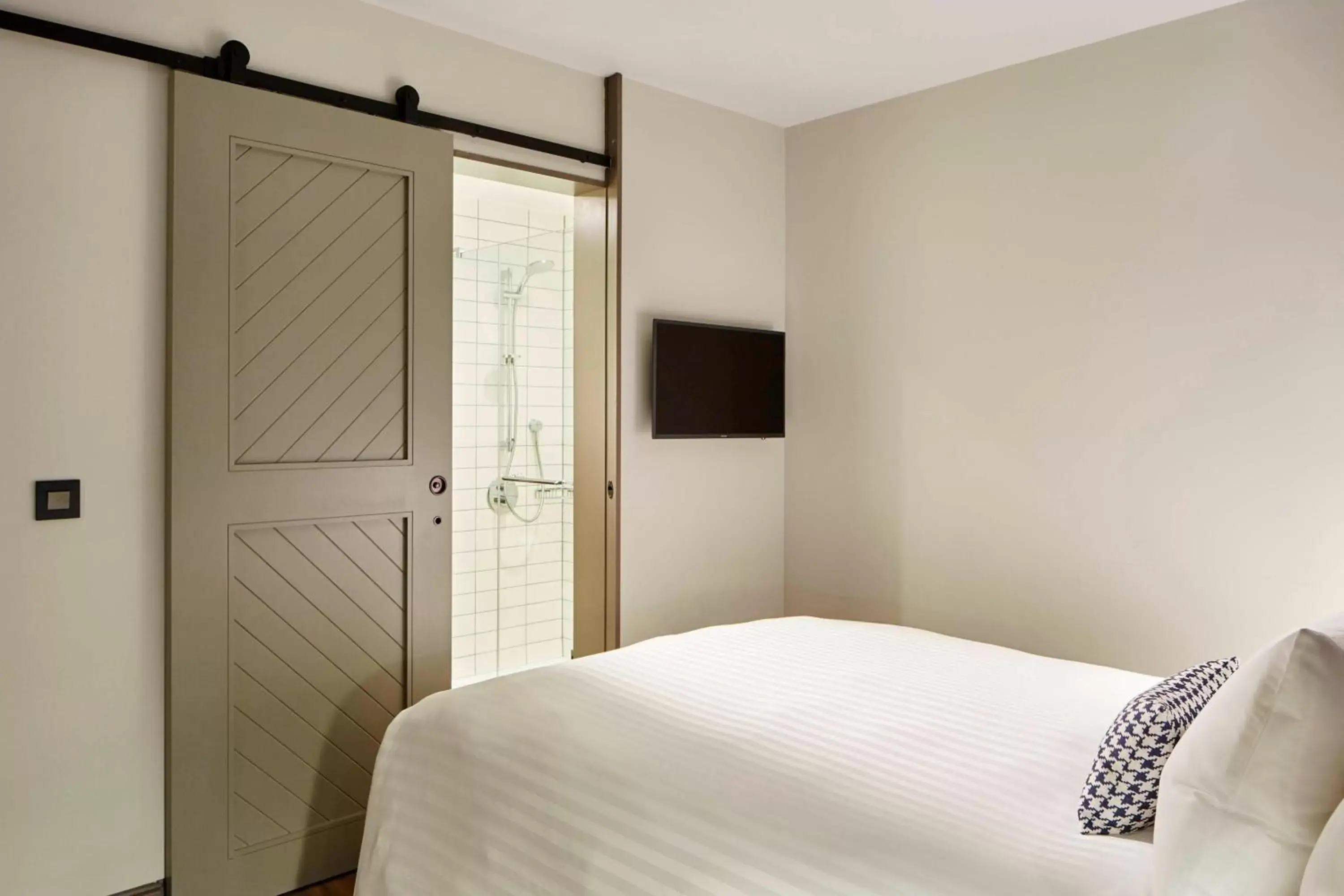 Bedroom, Bed in Residence Inn by Marriott London Bridge