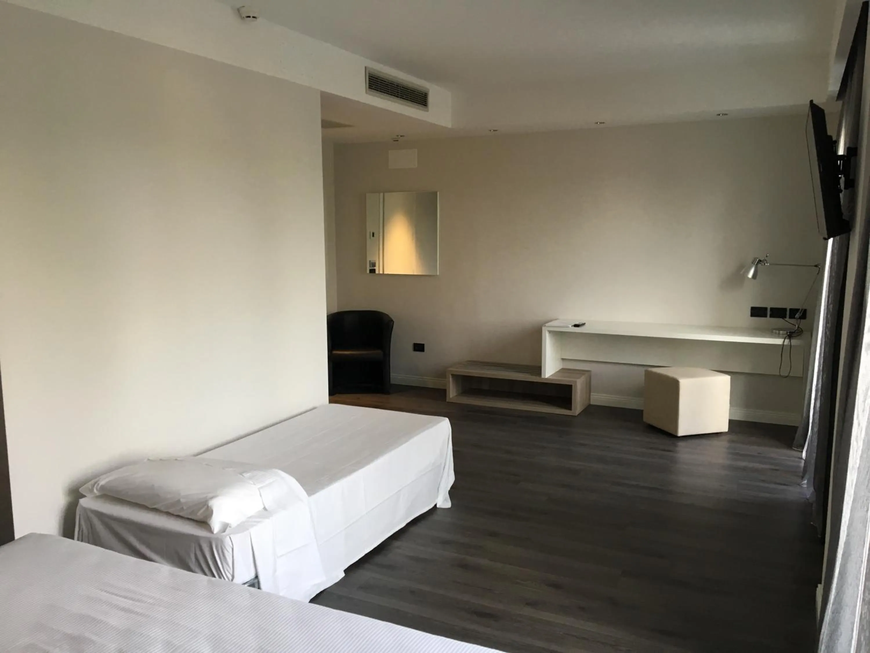 Photo of the whole room, Bed in Hotel Garden Experience