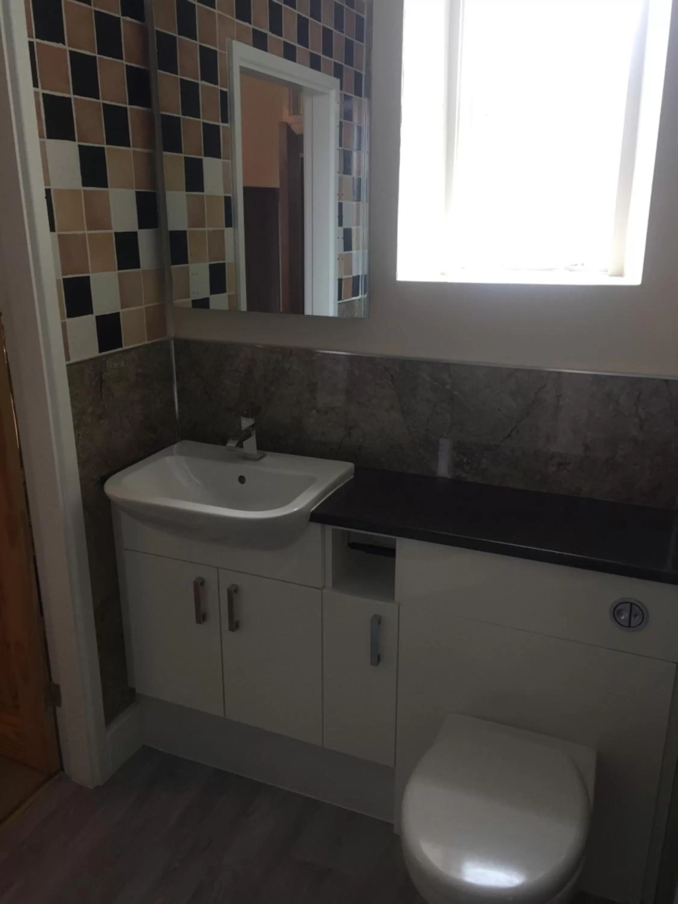 Bathroom in The Globe Inn