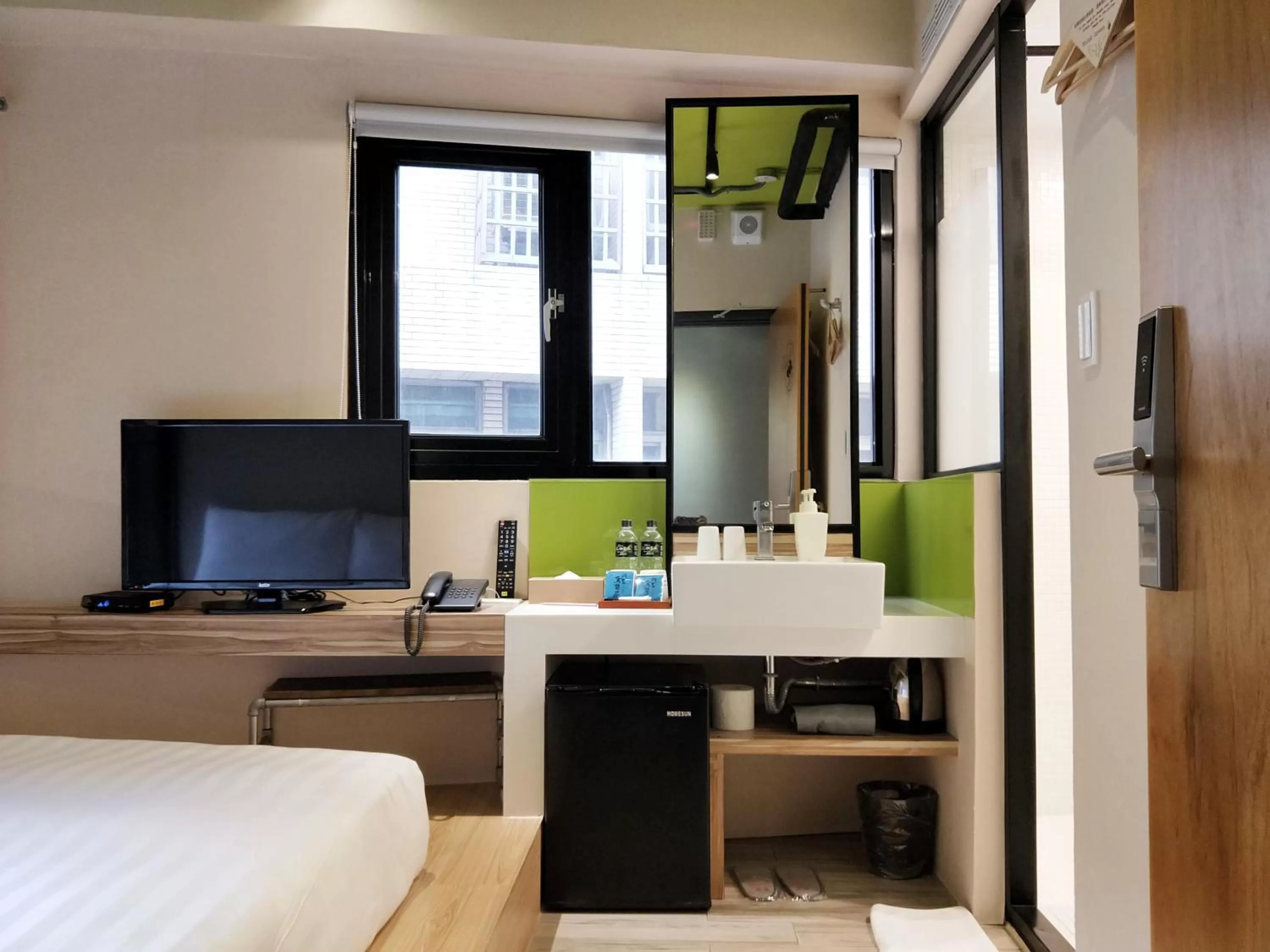 Photo of the whole room, Bed in Cho Hotel