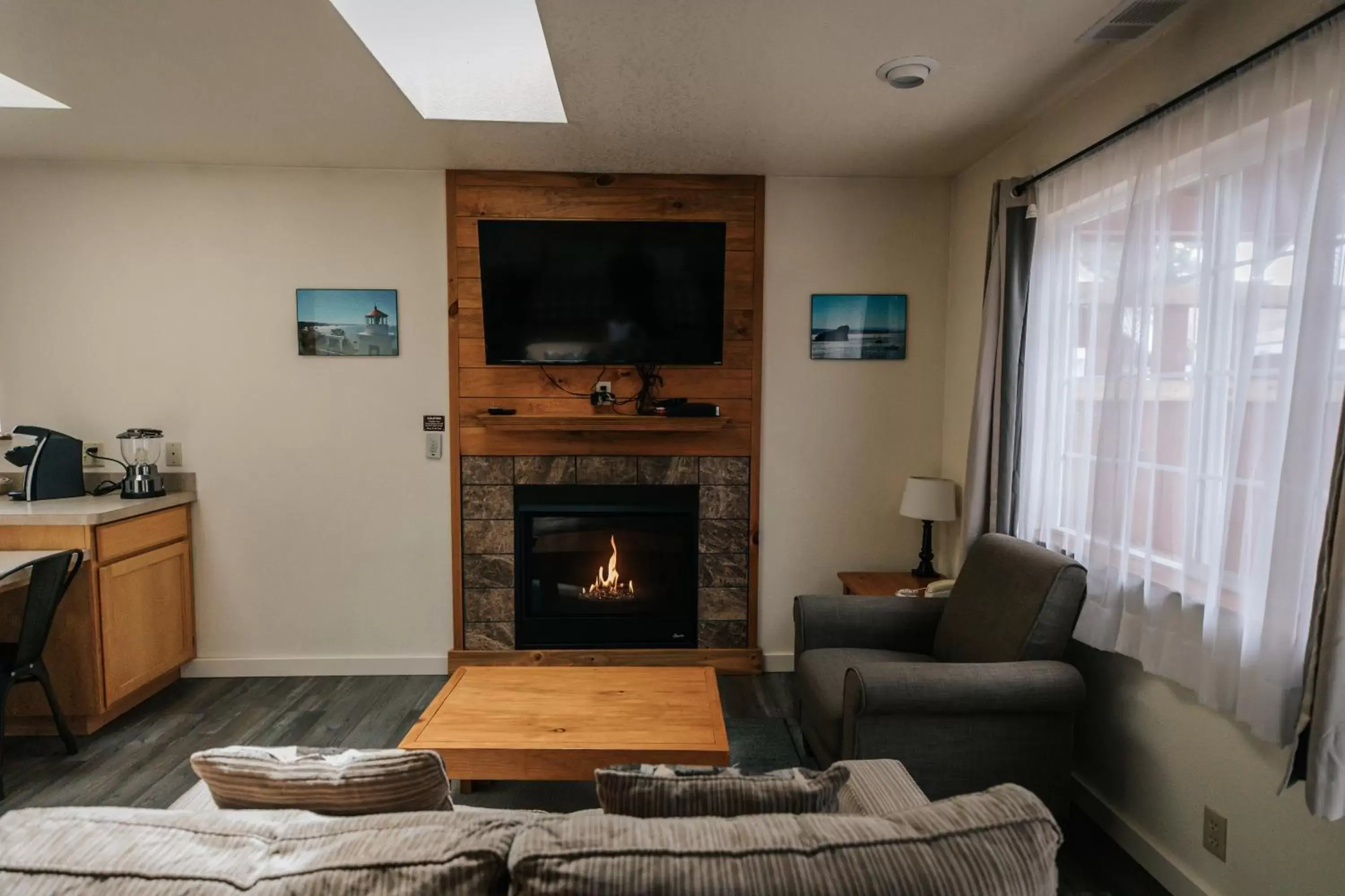 Seating Area in View Crest Lodge