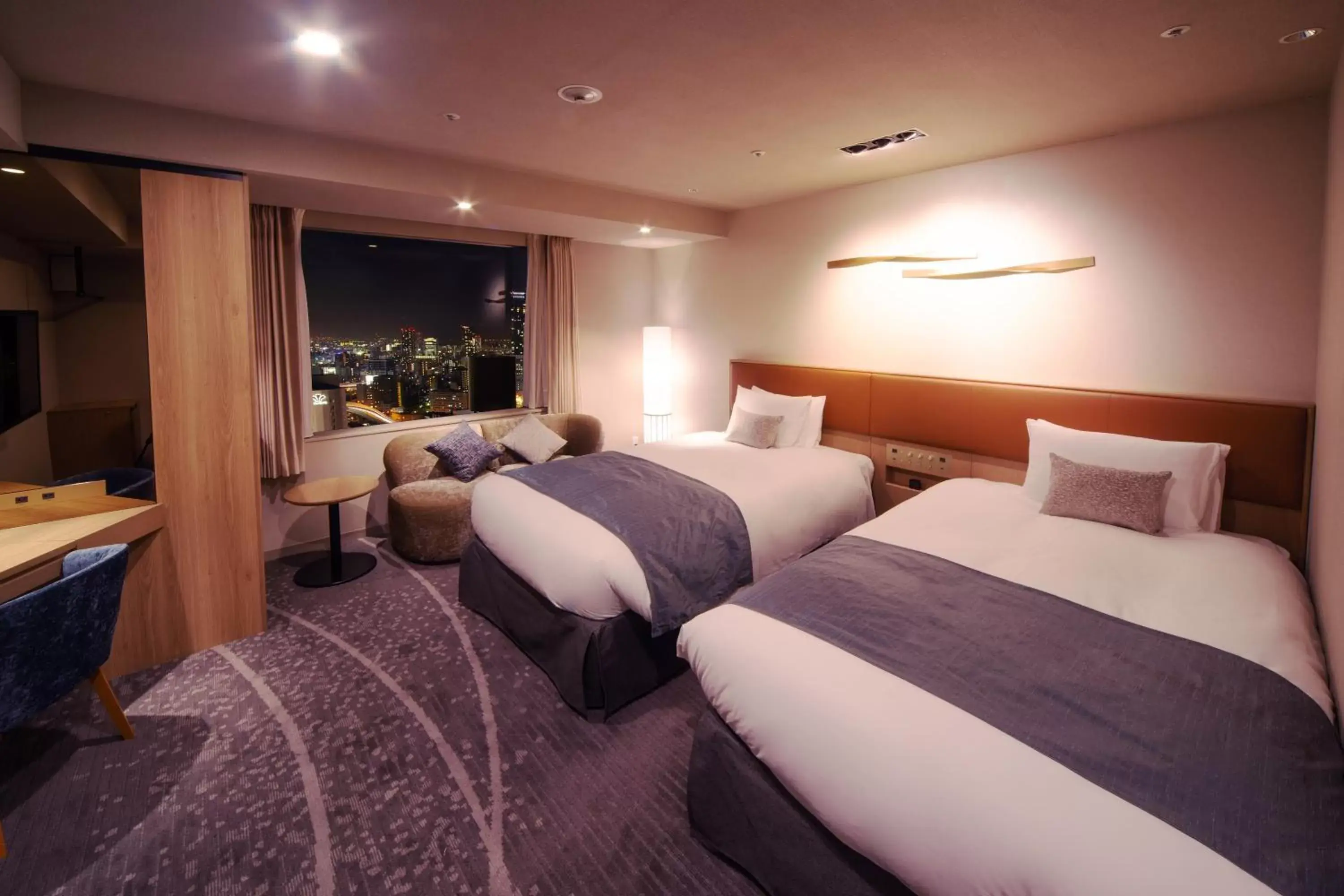 Bed in Hotel Granvia Osaka-JR Hotel Group