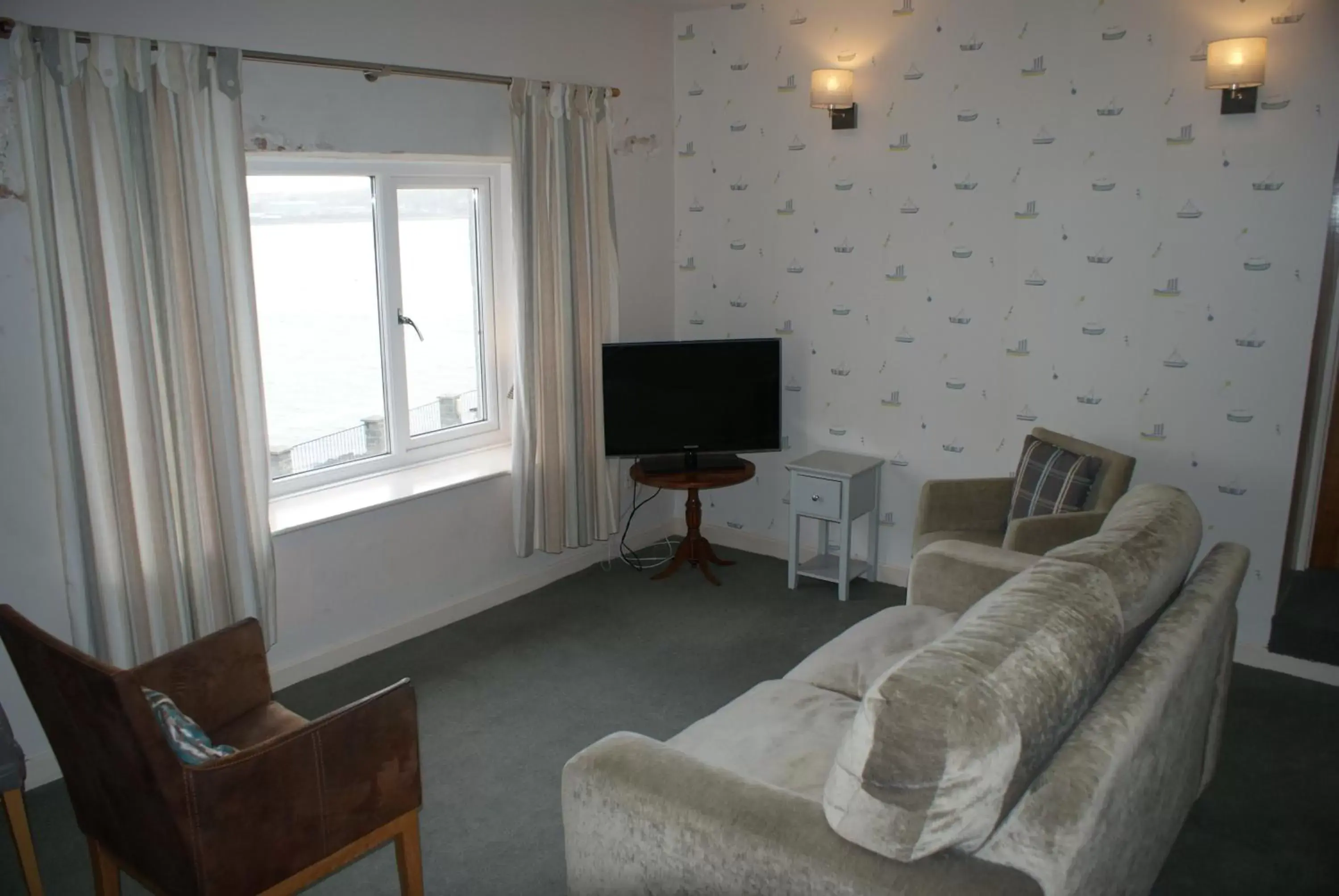 Living room, Seating Area in Ferry House Inn