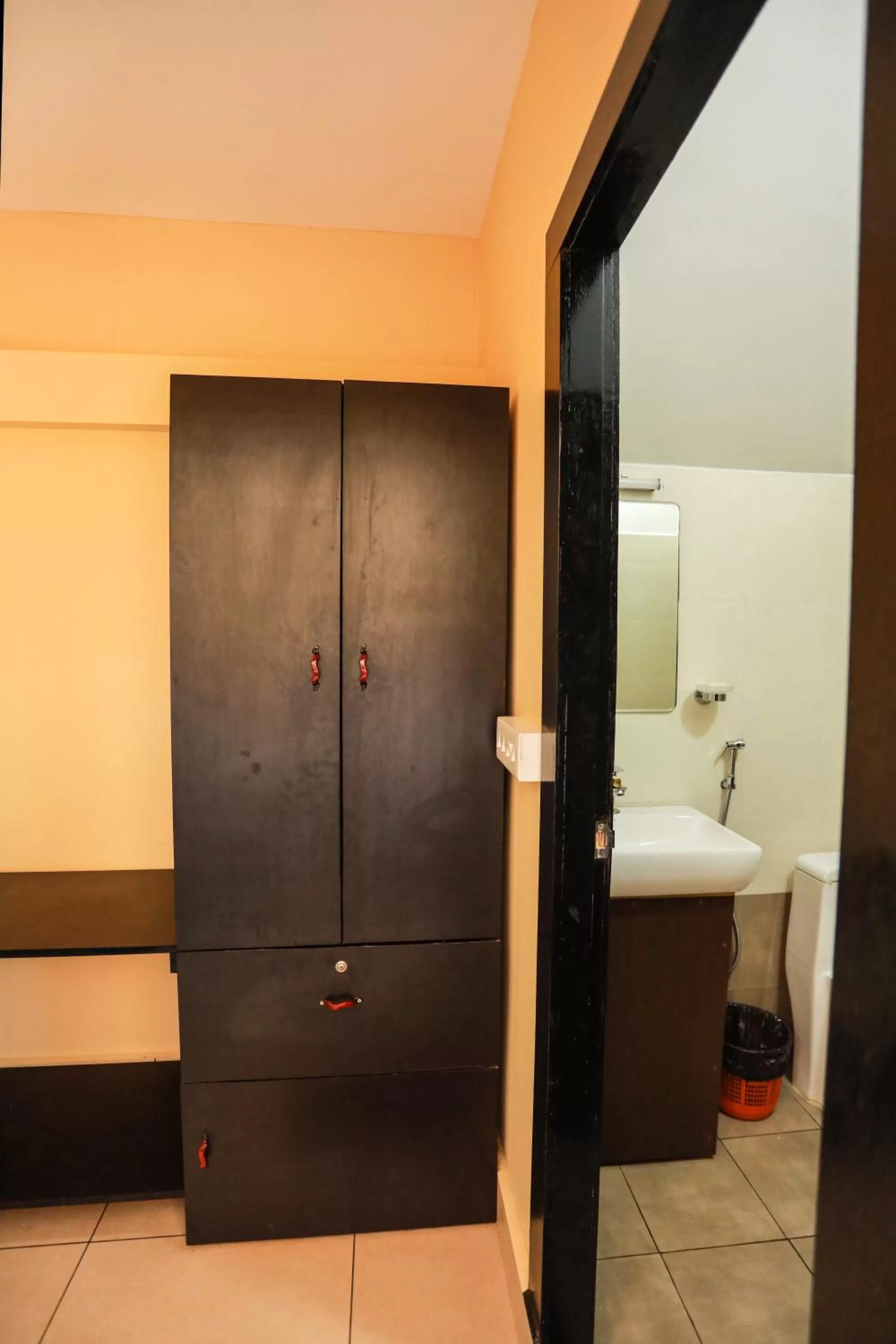 Bathroom in Edens Munnar