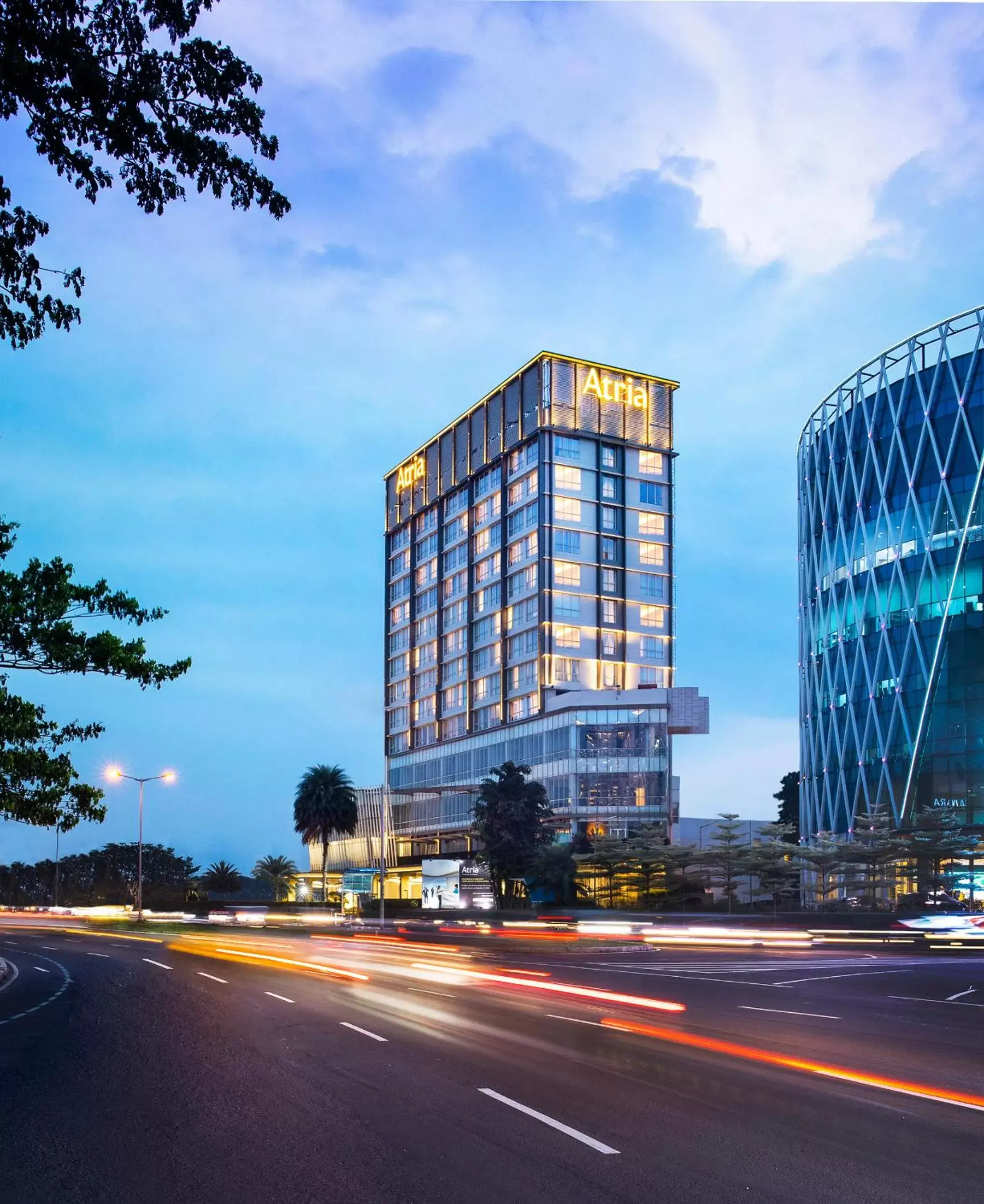 Facade/entrance in Atria Hotel Gading Serpong Facade/entrance in Atria Hotel Gading Serpong