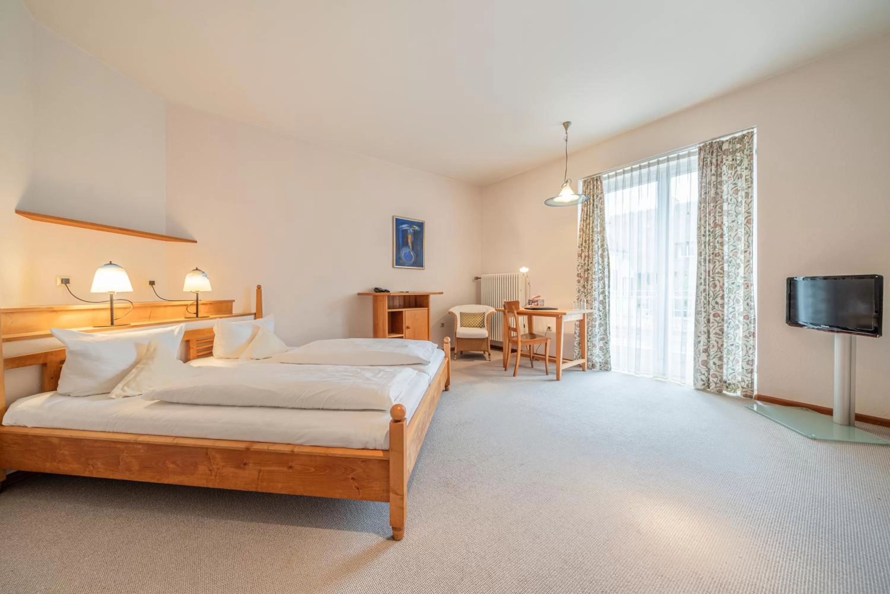 Photo of the whole room, Bed in Genusshotel Alte Post