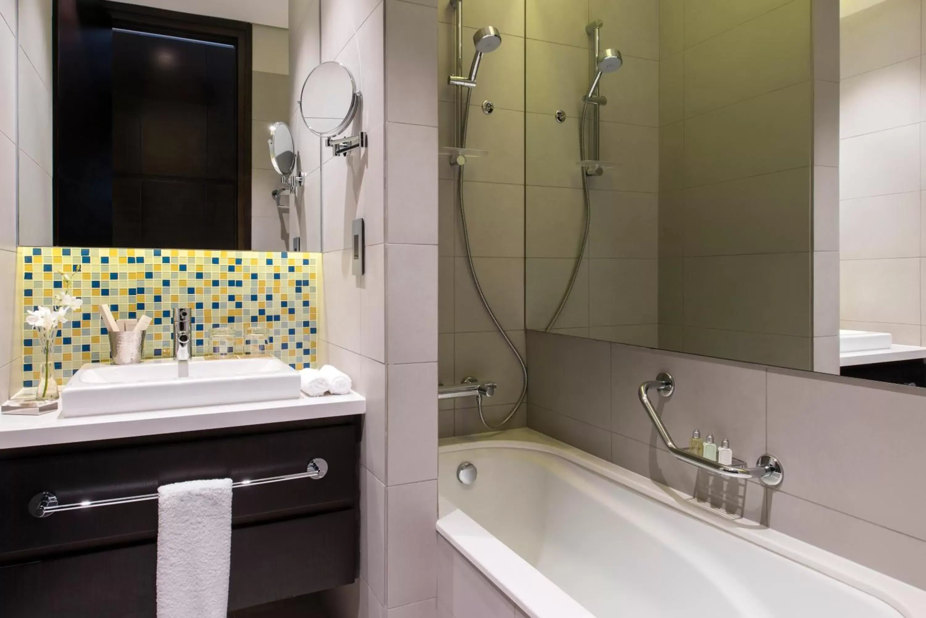 Bathroom in Fraser Suites Riyadh