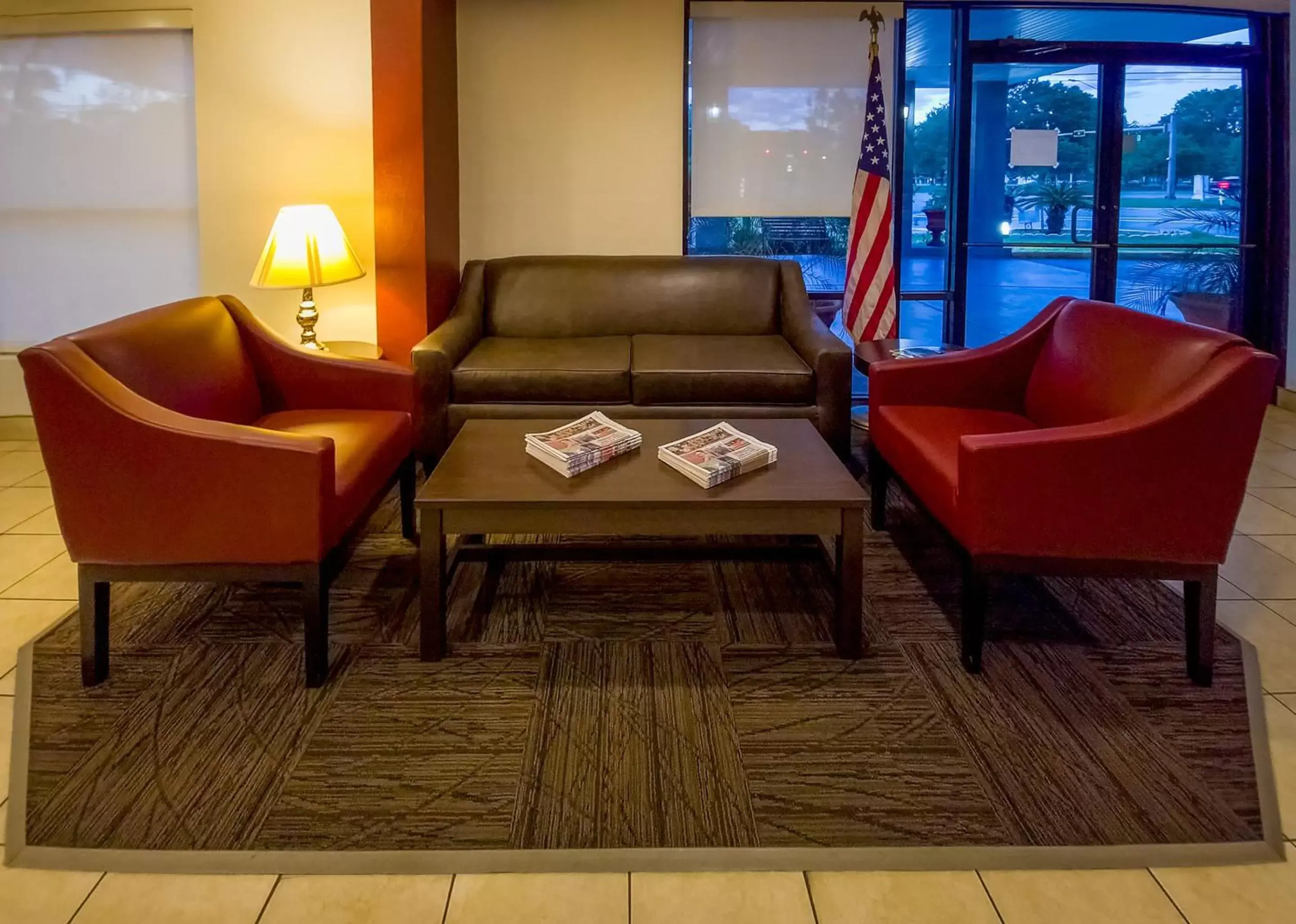 Lobby or reception, Seating Area in Red Roof Inn Tallahassee East