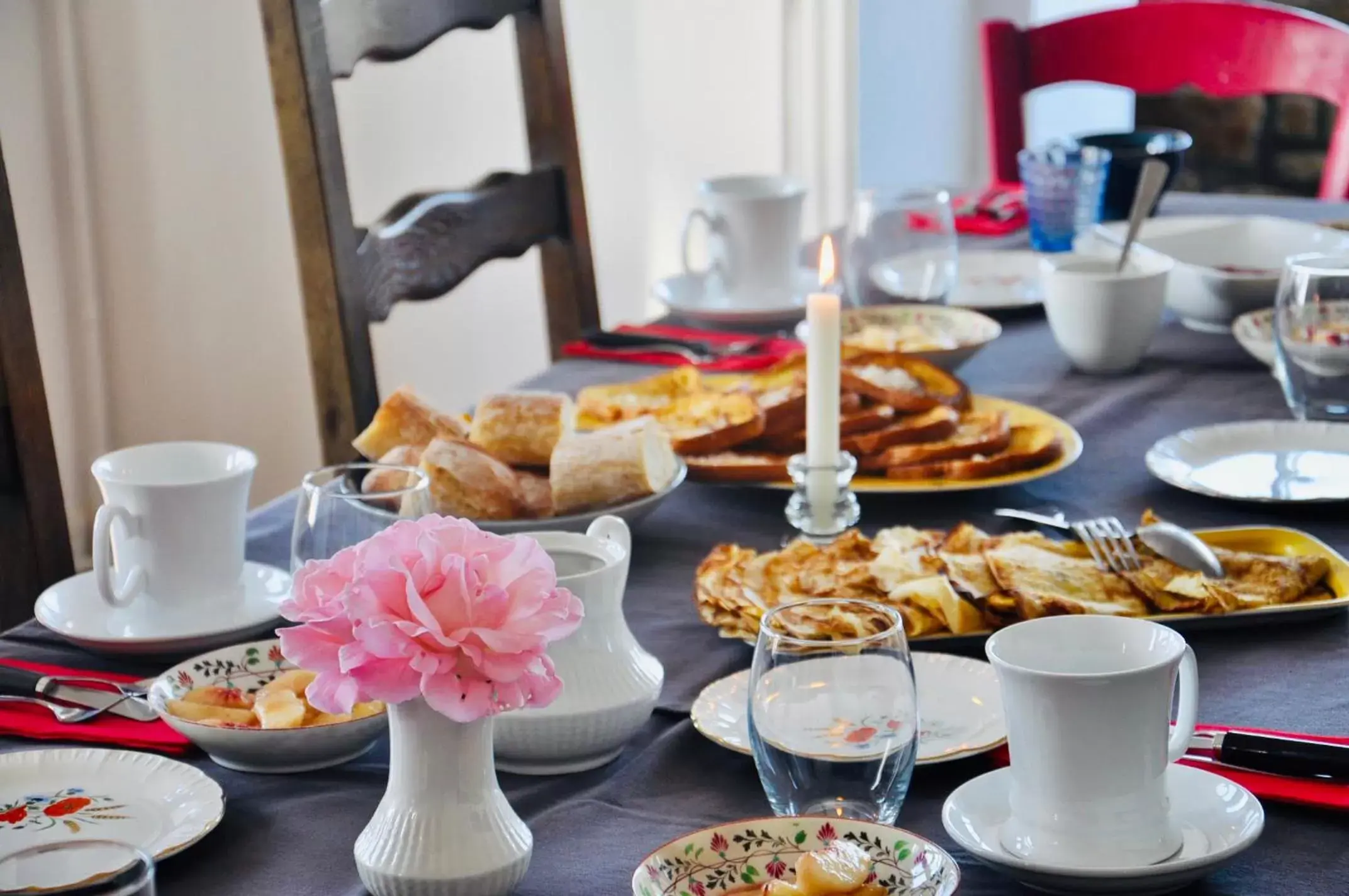 Breakfast in Les hauts de Kersudal