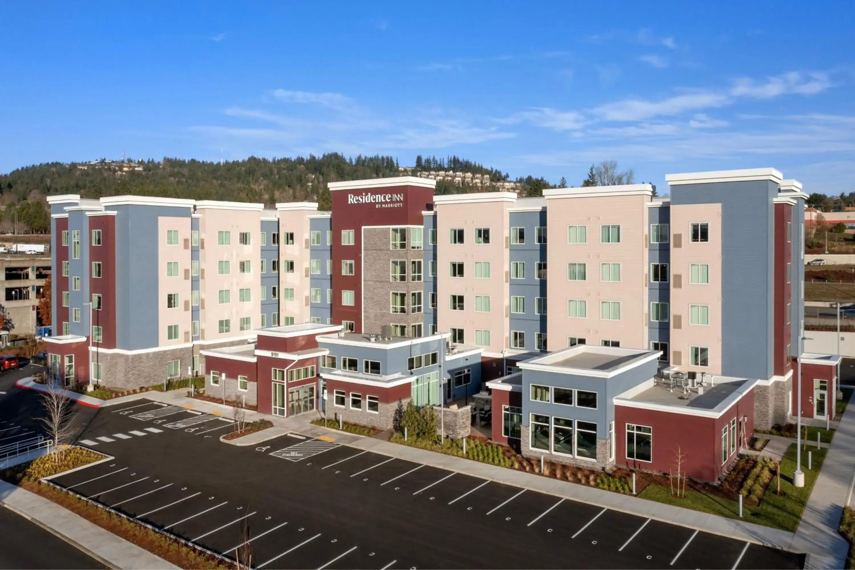 Property Building in Residence Inn by Marriott Portland Clackamas