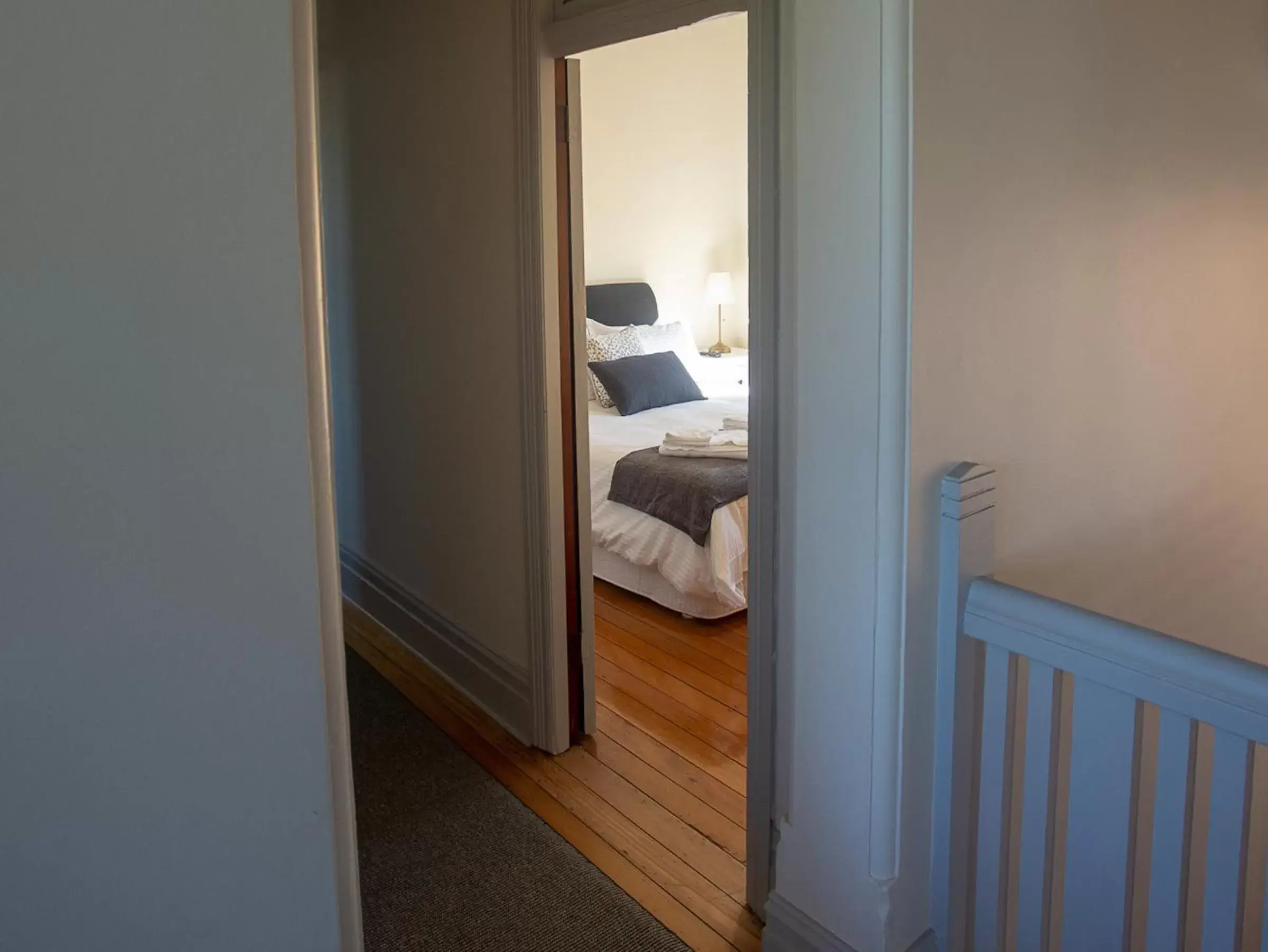 Small Twin Room in Helensburgh Hotel Small Twin Room in Helensburgh Hotel