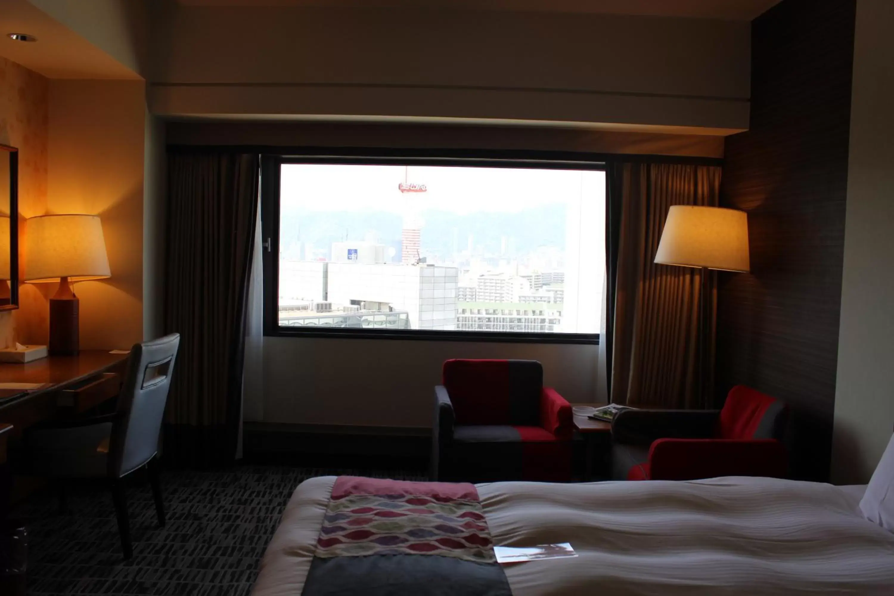 Bed in Kobe Portopia Hotel