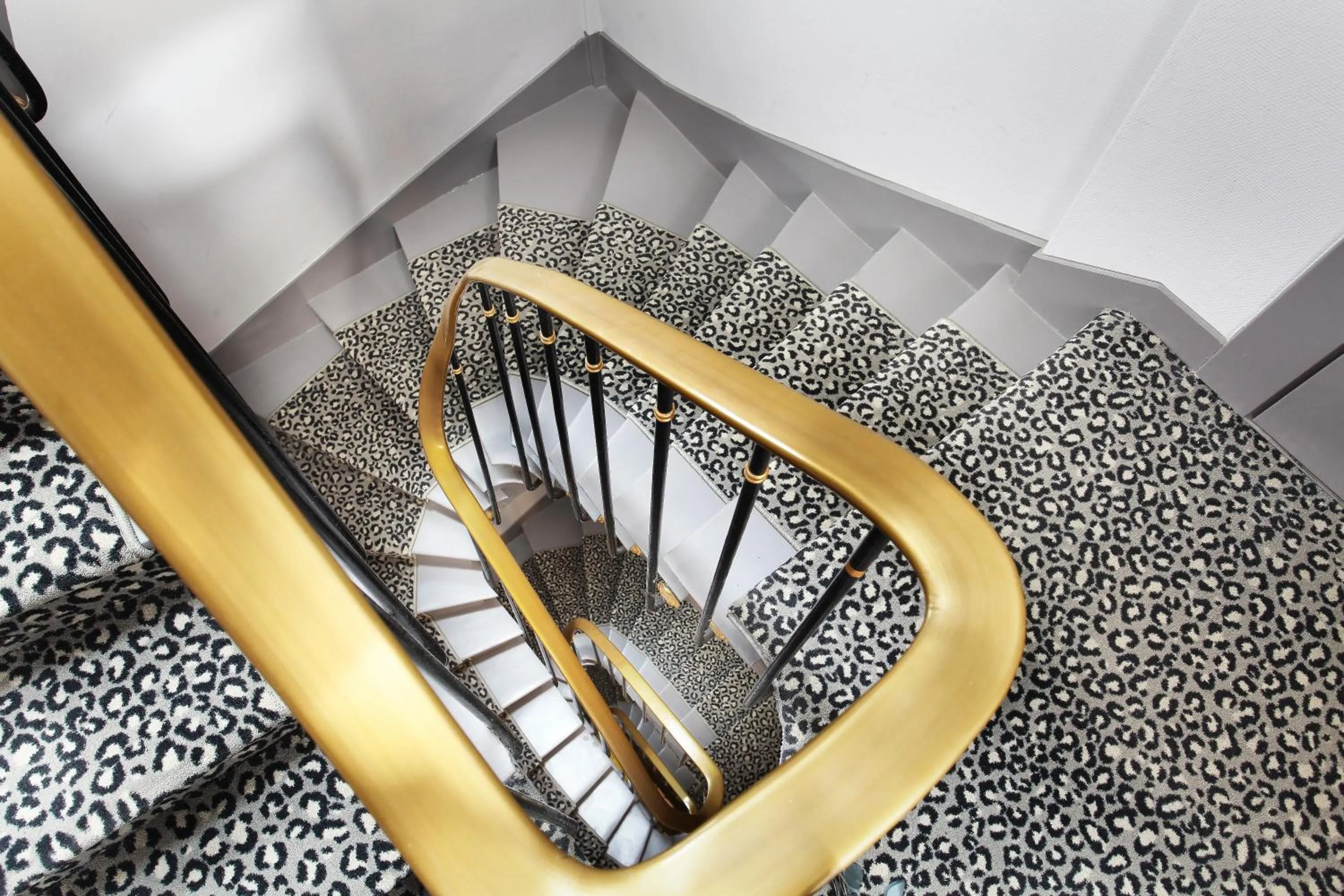 Decorative detail in Garden Saint Martin