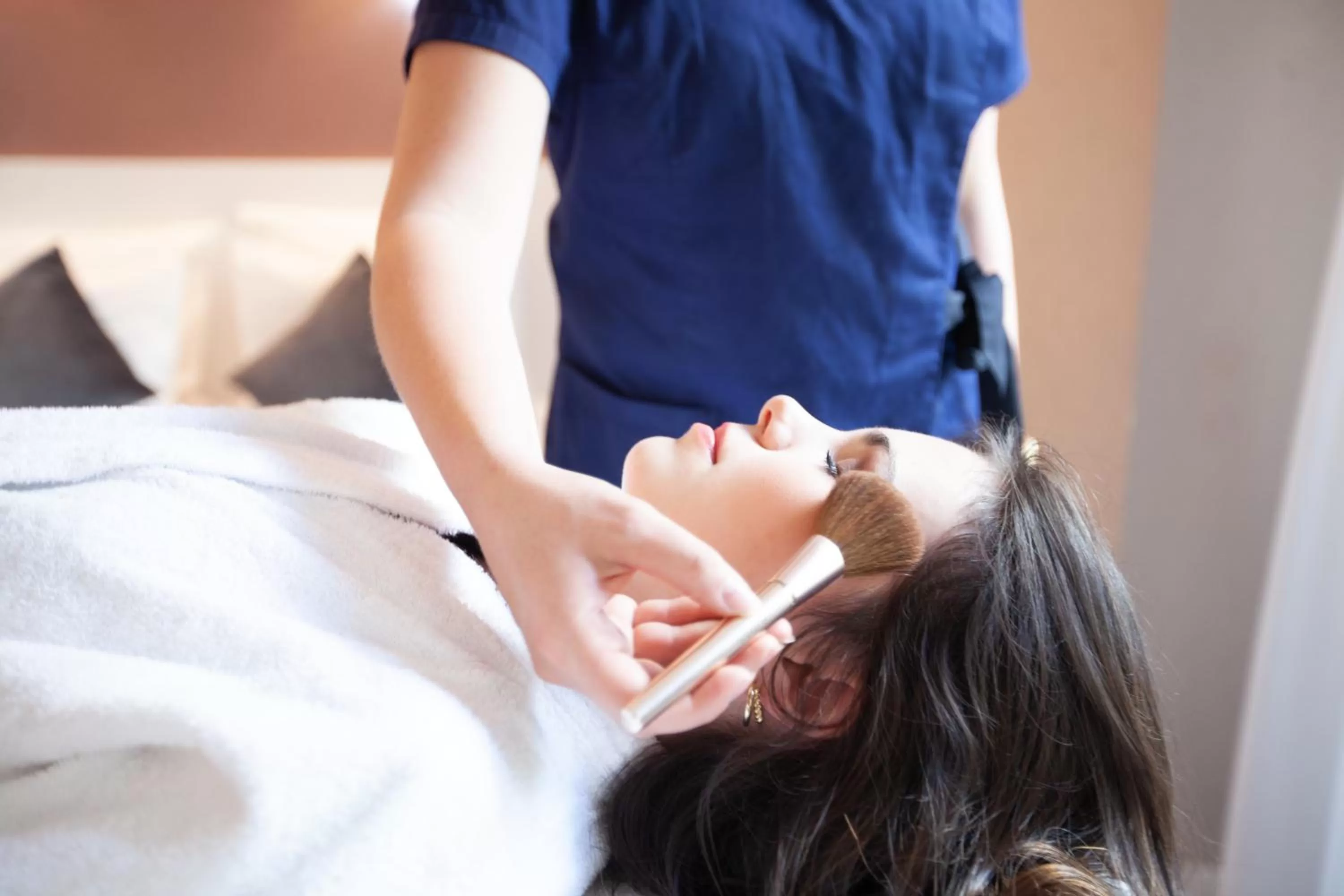 People in HOTEL DE PARIS MONTPARNASSE