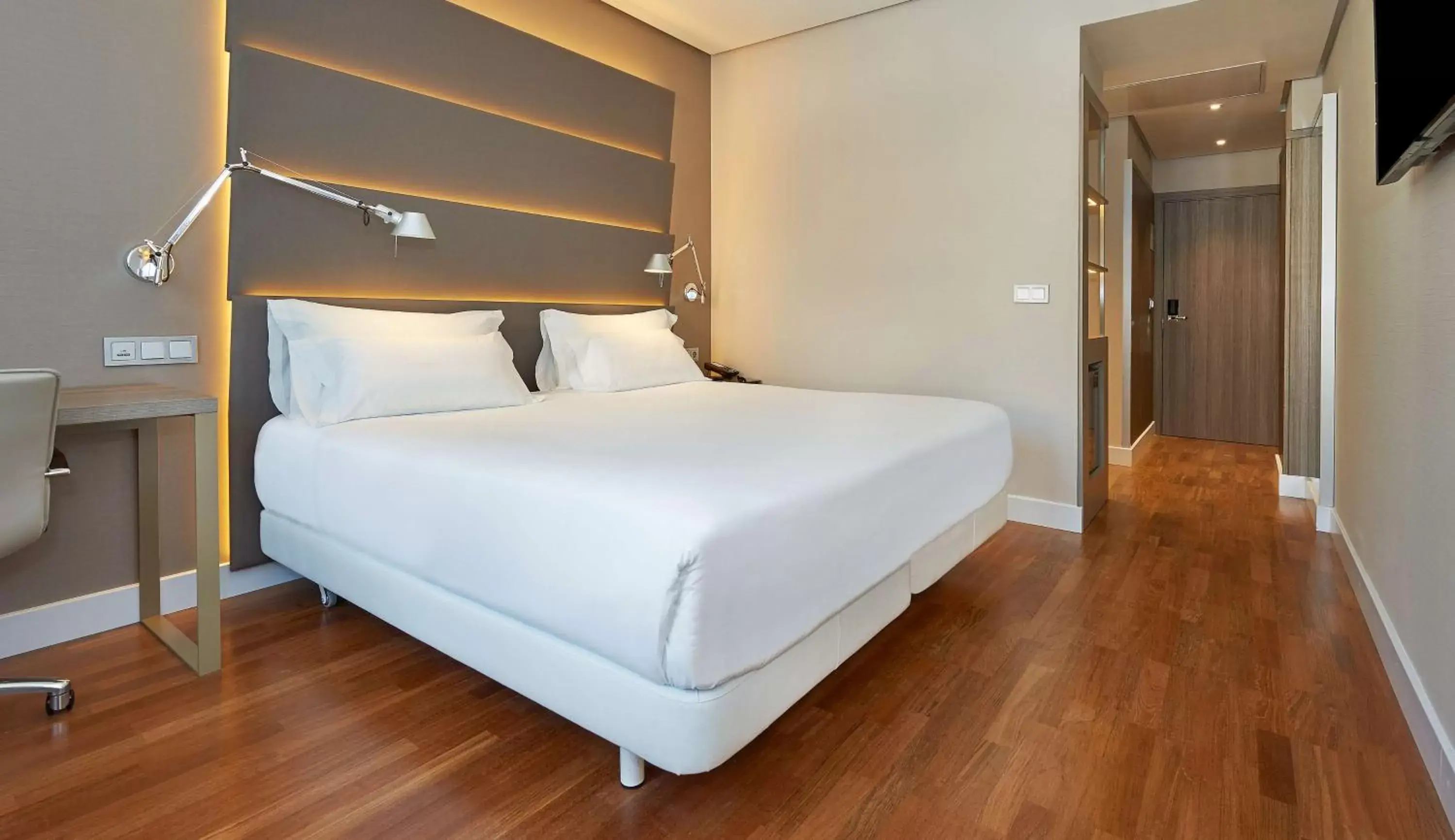Photo of the whole room, Bed in NH Sevilla Plaza de Armas