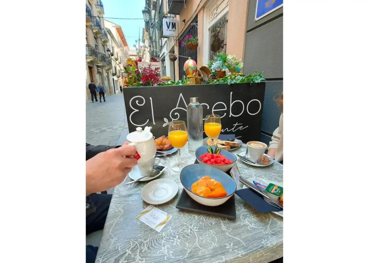 Breakfast in Hotel El Acebo