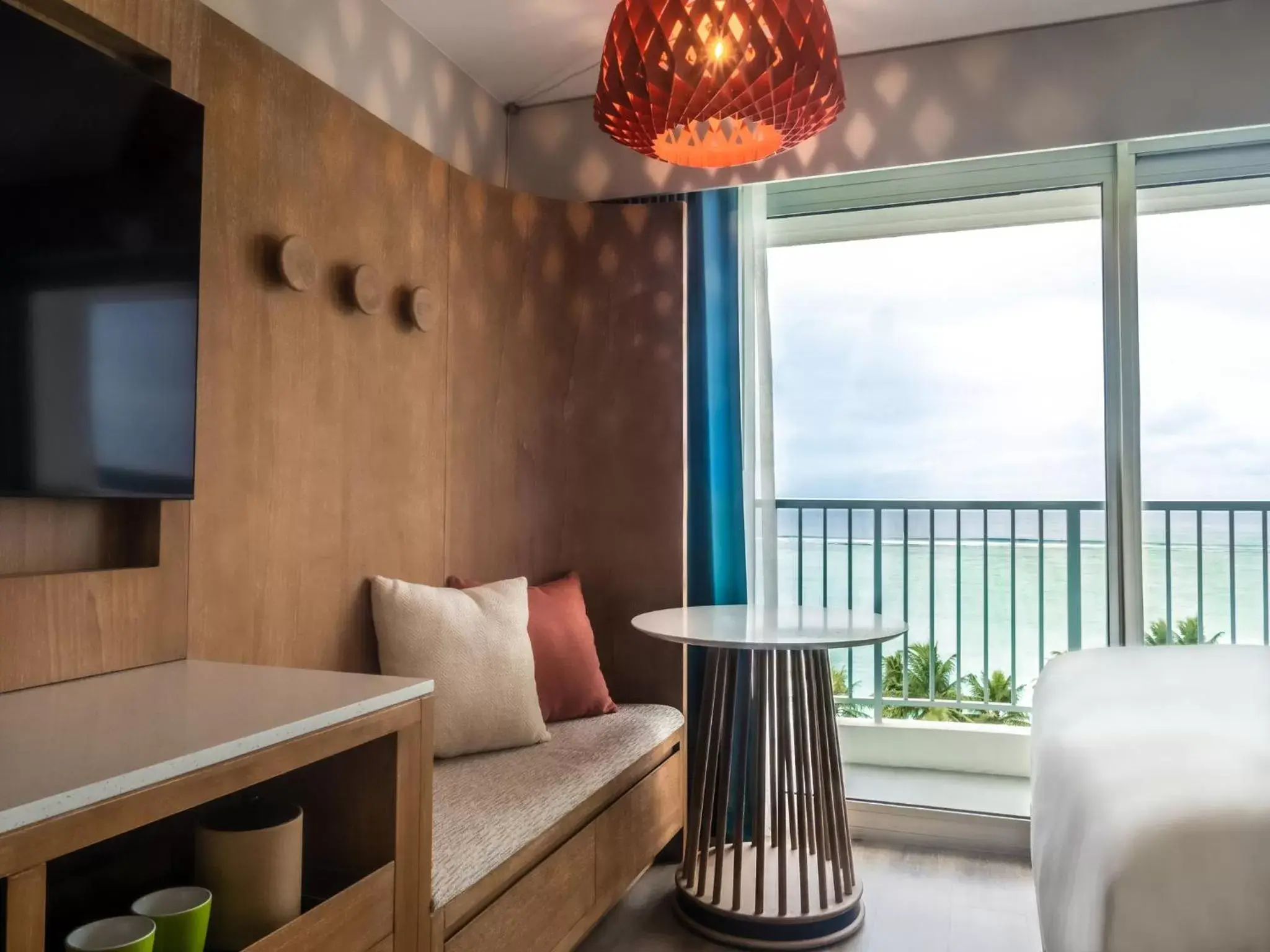 Bedroom, Seating Area in Crowne Plaza Resort Guam