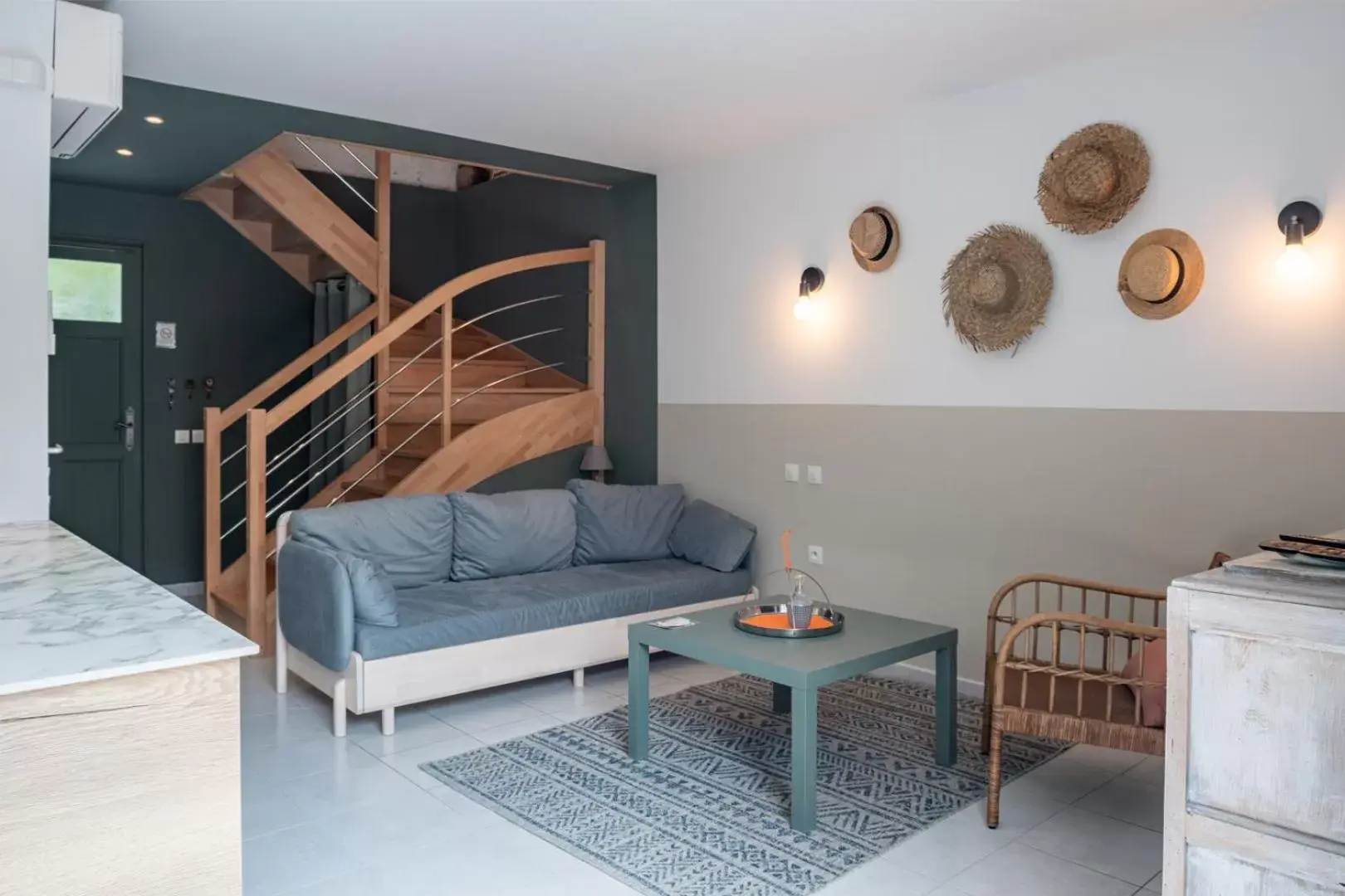 Living room, Seating Area in H de Surgères