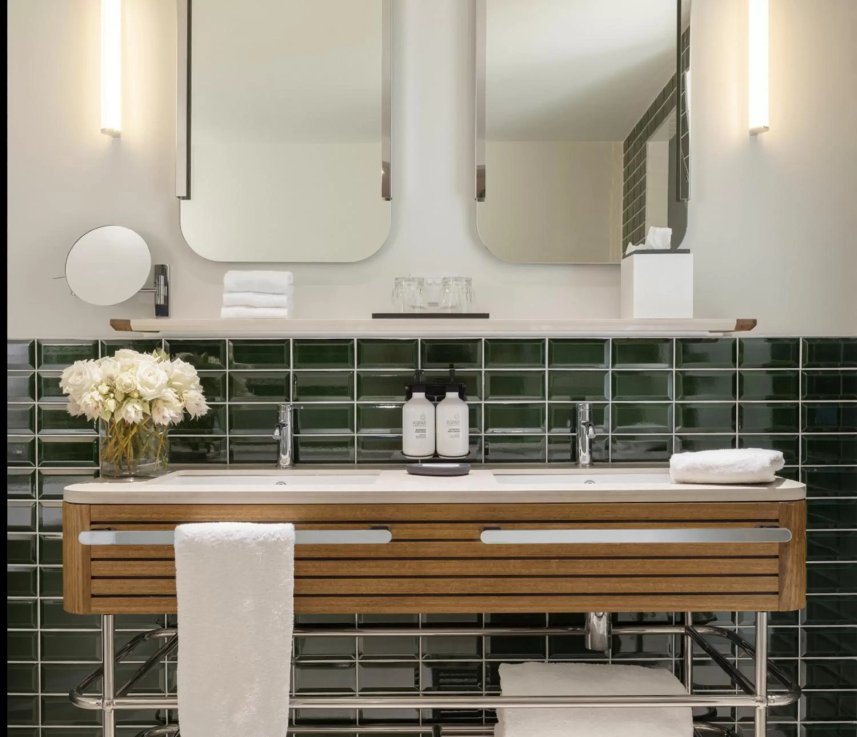 Bathroom in InterContinental Sorrento Mornington Peninsula by IHG Bathroom in InterContinental Sorrento Mornington Peninsula by IHG