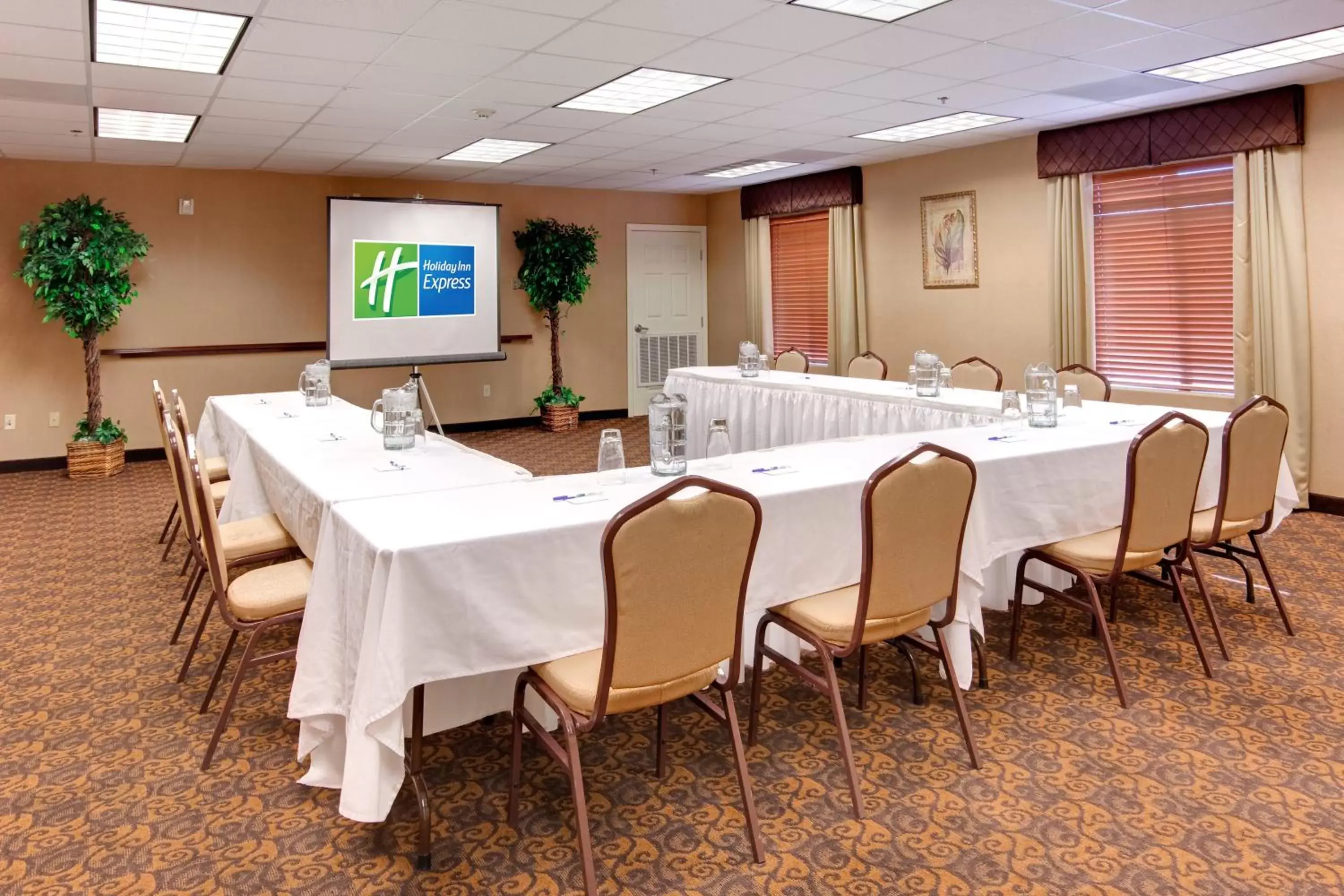 Meeting/conference room in Holiday Inn Express Las Vegas-Nellis, an IHG Hotel
