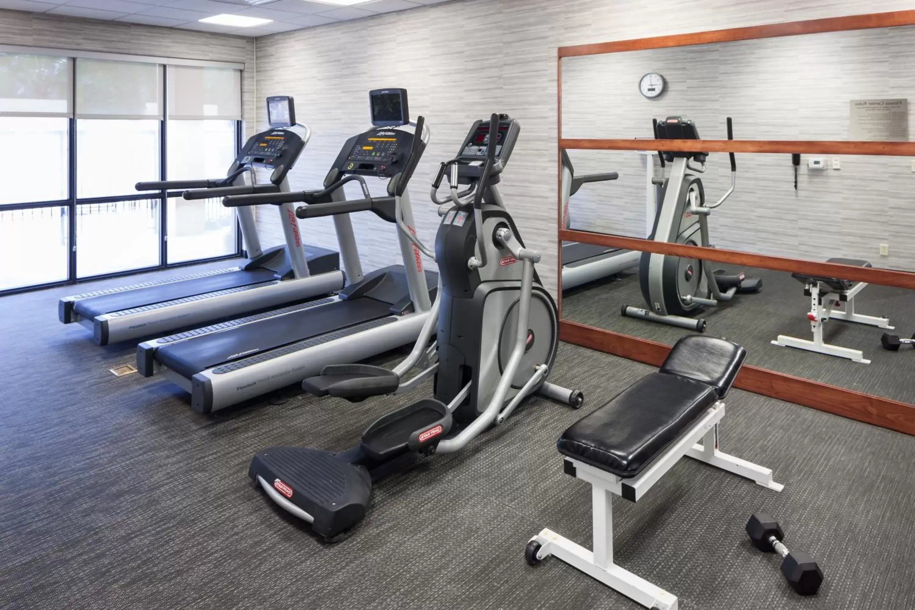 Fitness centre/facilities, Fitness Center/Facilities in Courtyard by Marriott Miami at Dolphin Mall