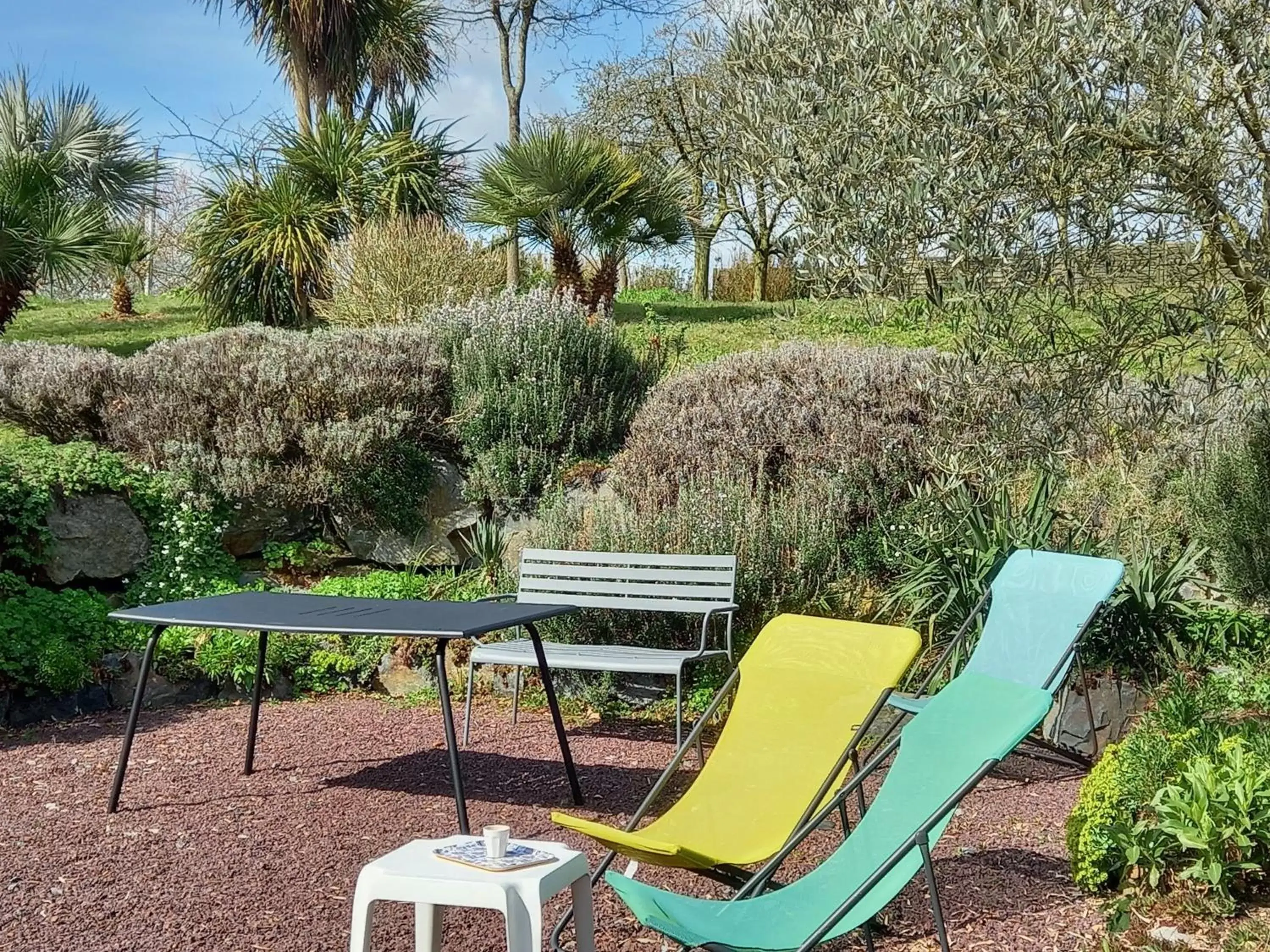 Patio, Garden in Havre de paix et jardin tropical. Chambre privée