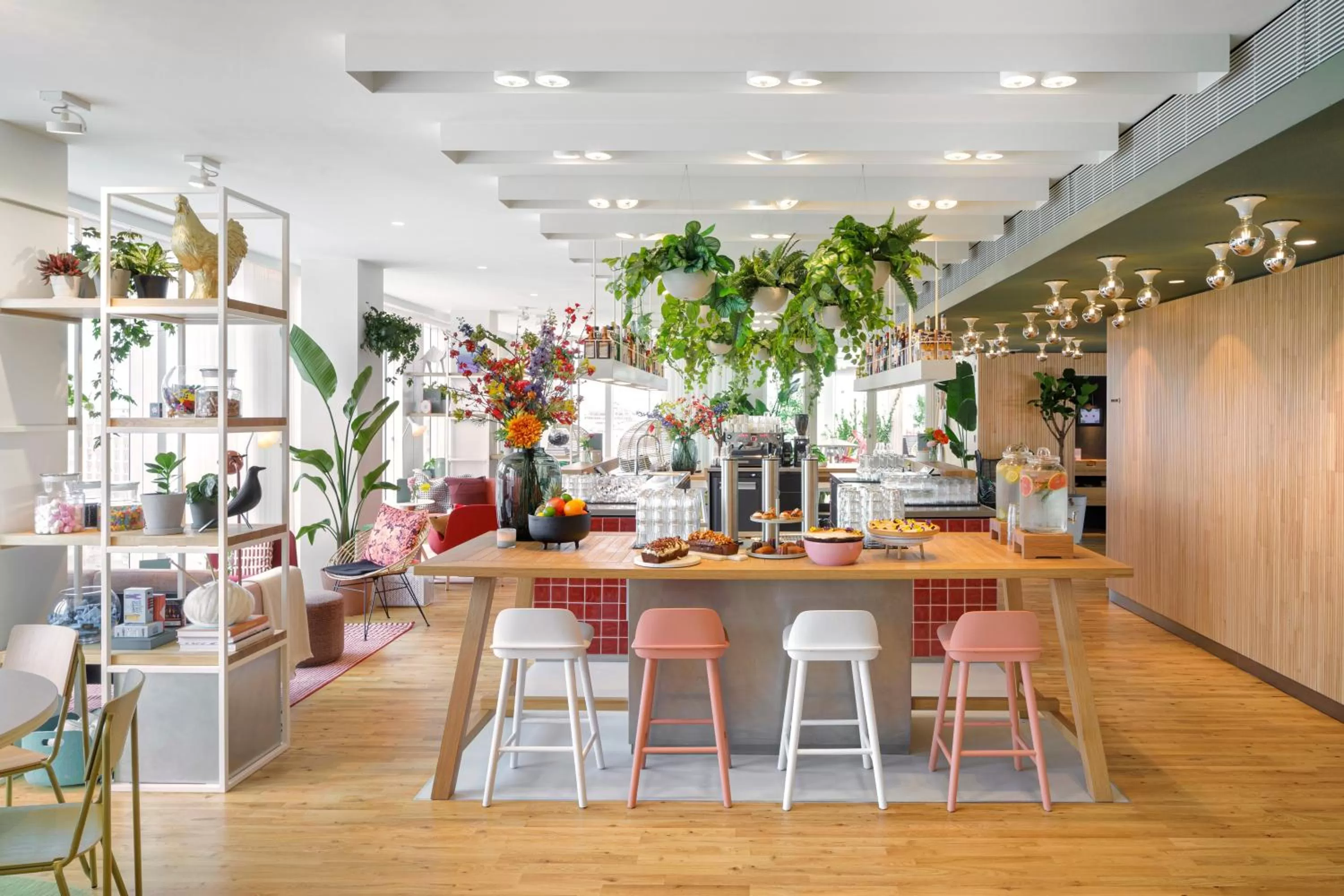 Restaurant/places to eat in Zoku Paris