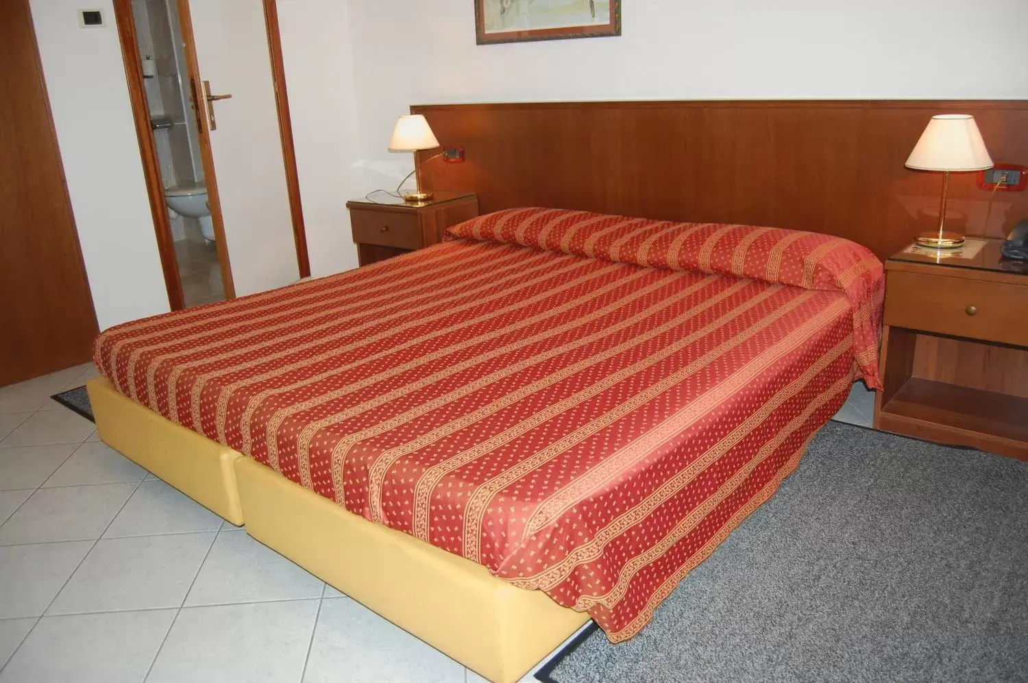 Bed in Hotel Caldin's