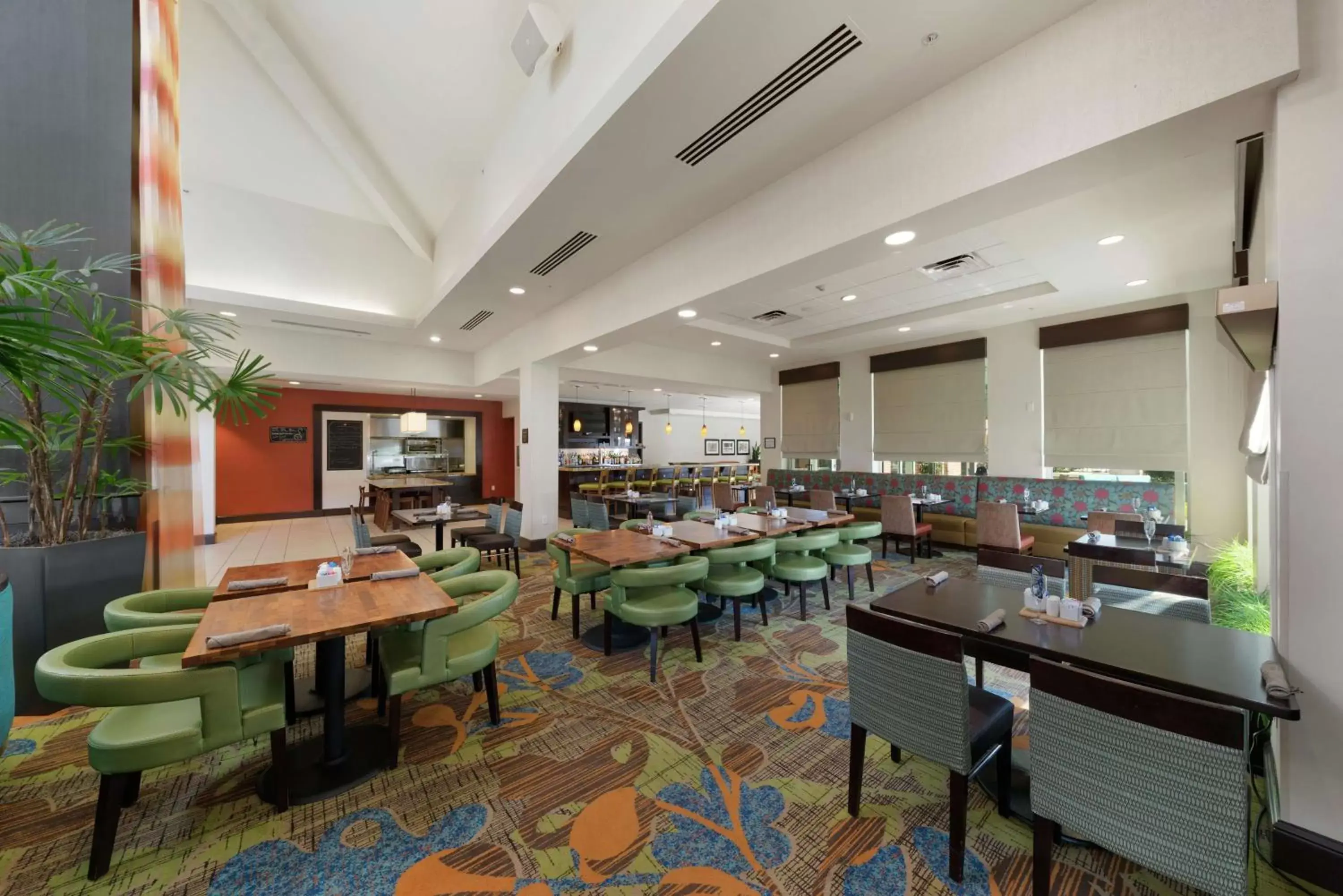 Dining area, Restaurant/Places to Eat in Hilton Garden Inn Lawton-Fort Sill