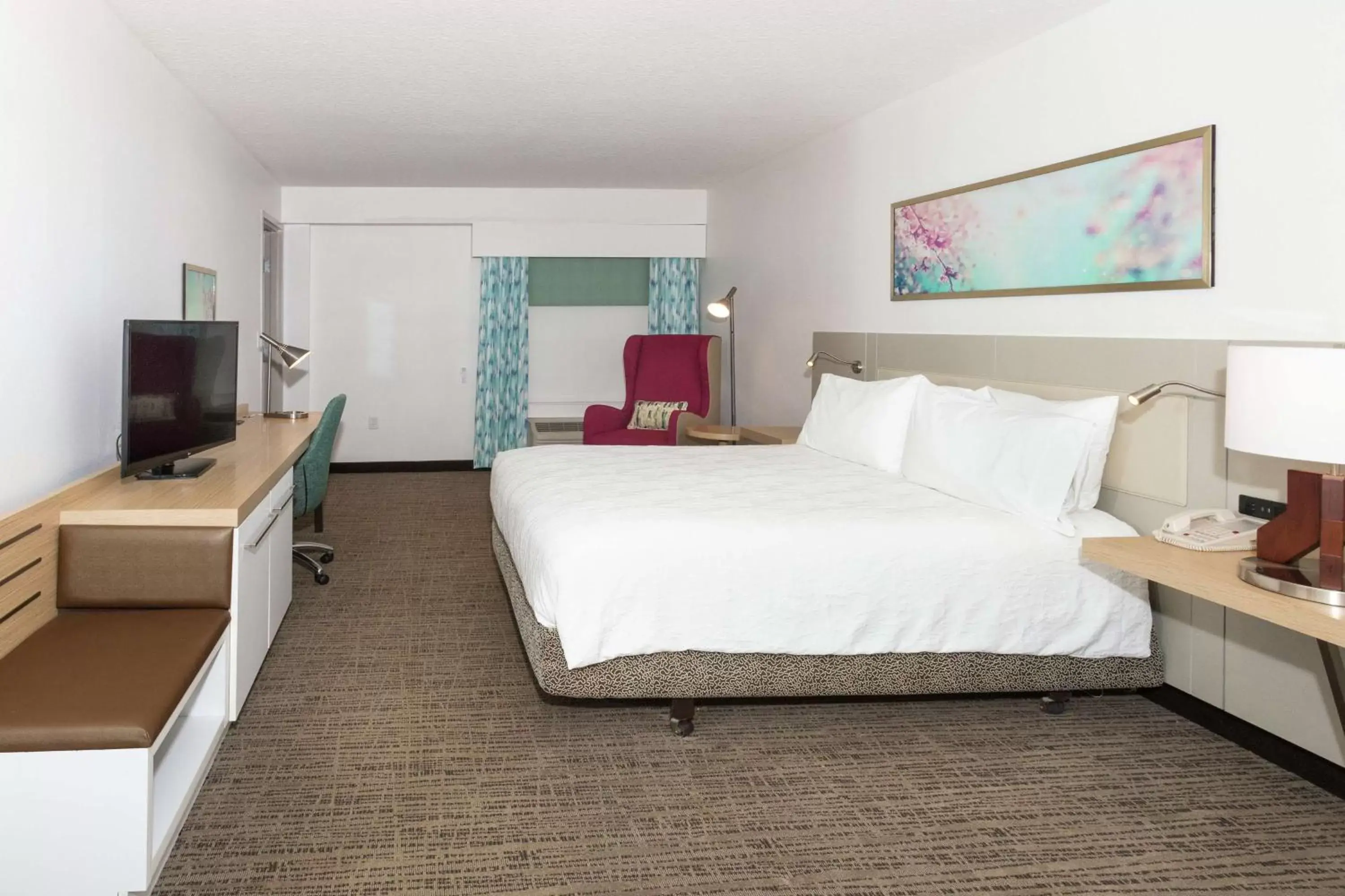 Bedroom in Hilton Garden Inn Saint Augustine Beach