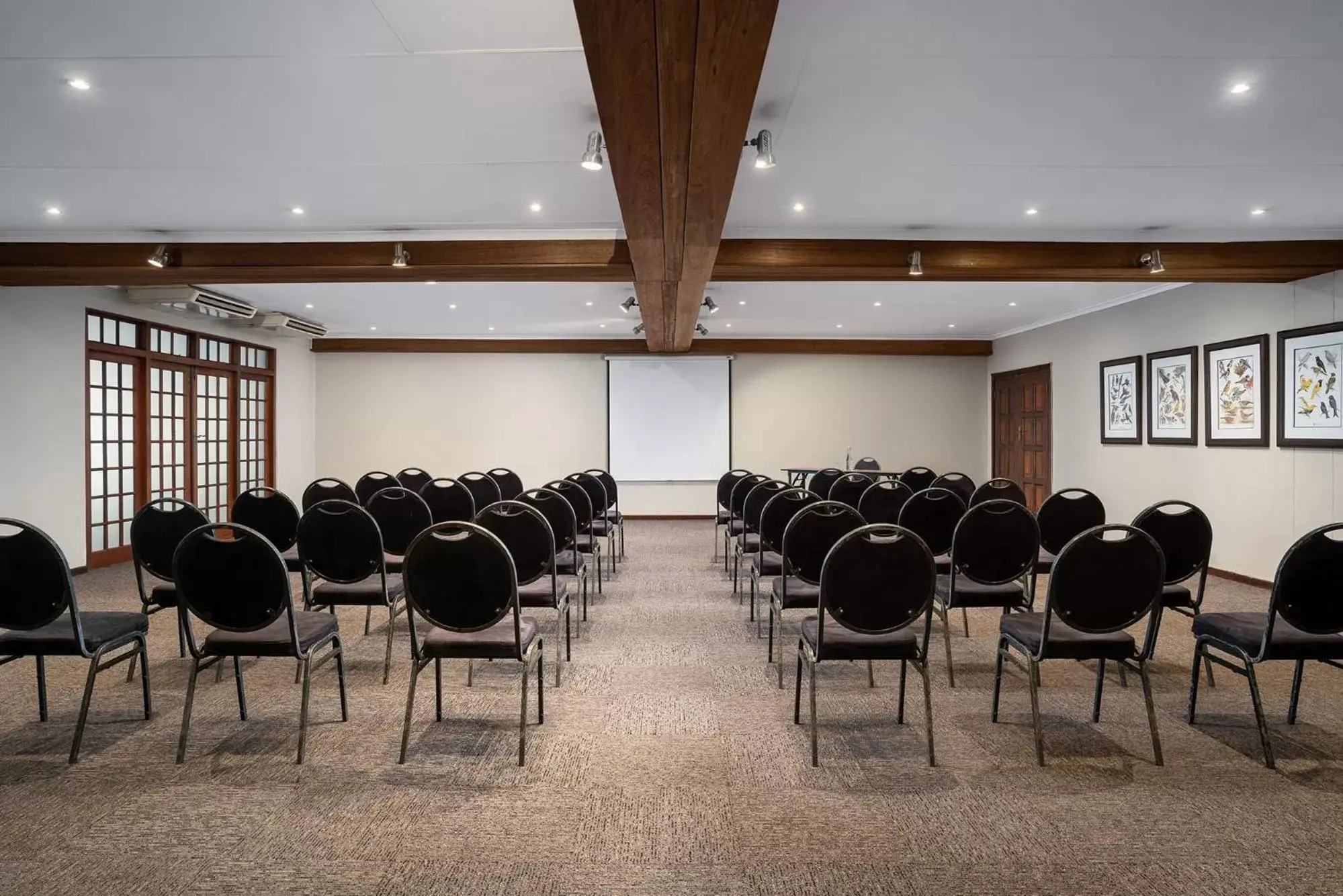 Meeting/conference room in Premier Hotel Roodevalley