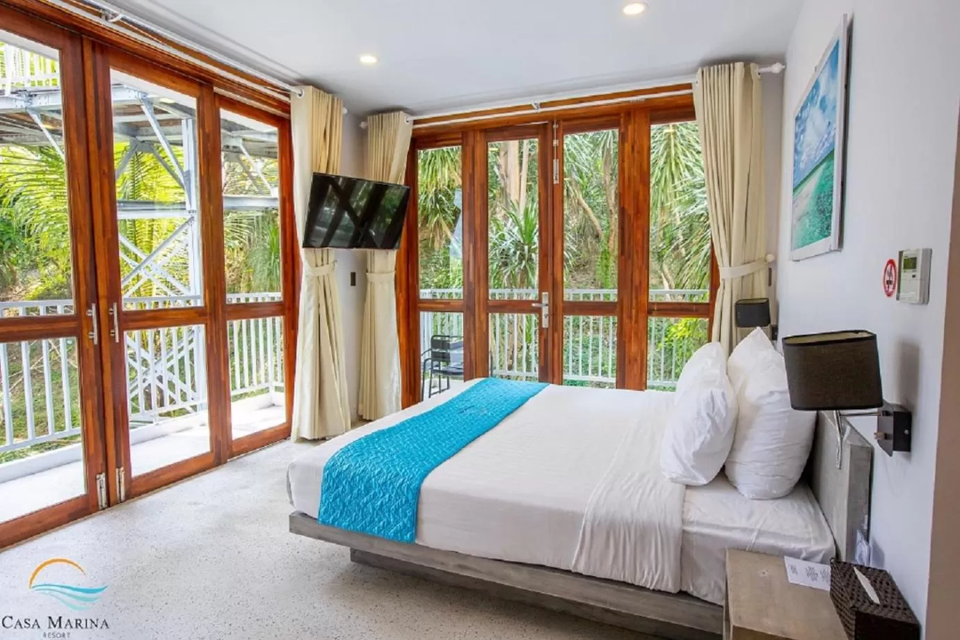 Deluxe Double Room with Garden View in Casa Marina Resort