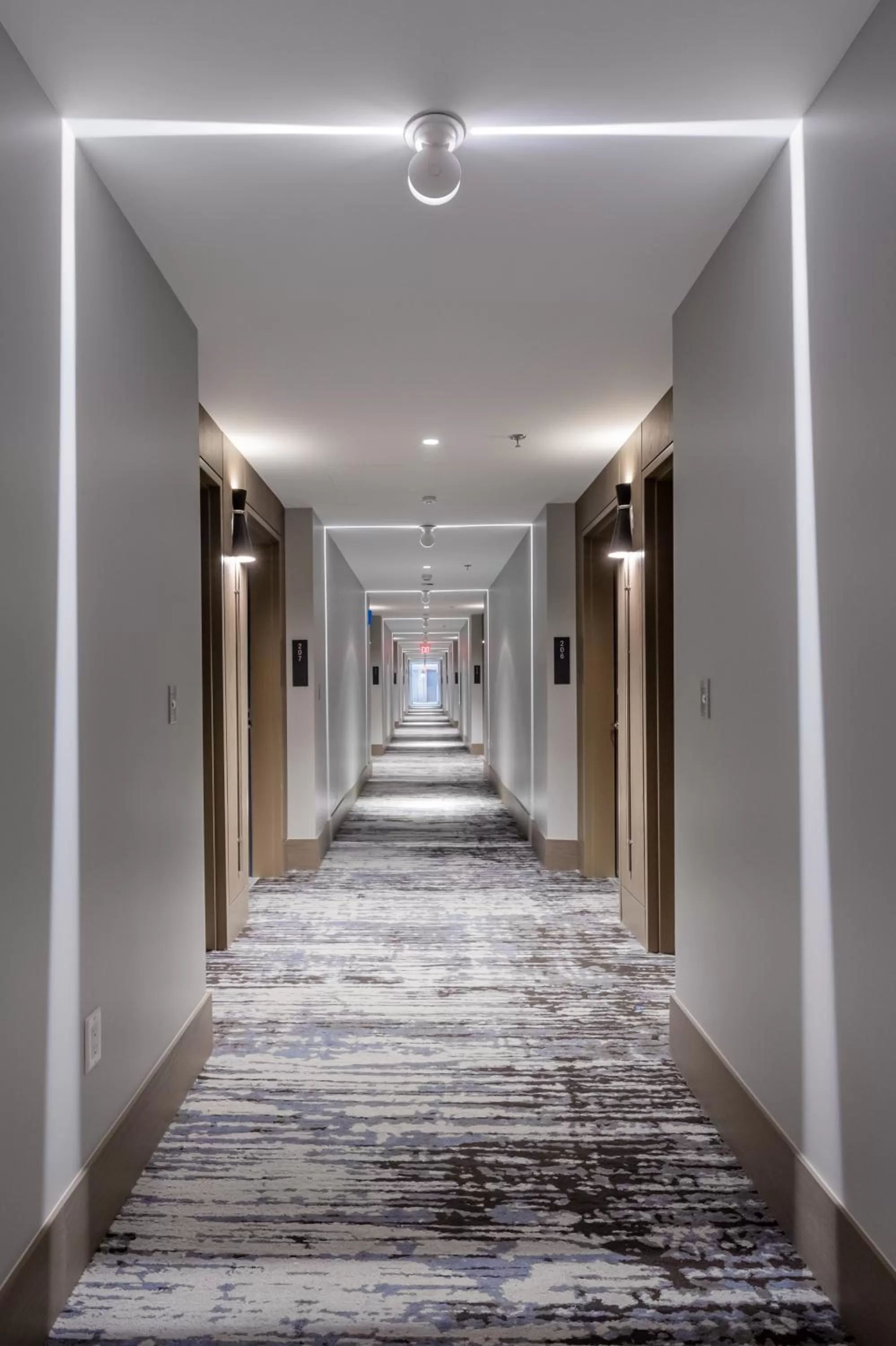 Property building in Shashi Hotel Mountain View Palo Alto