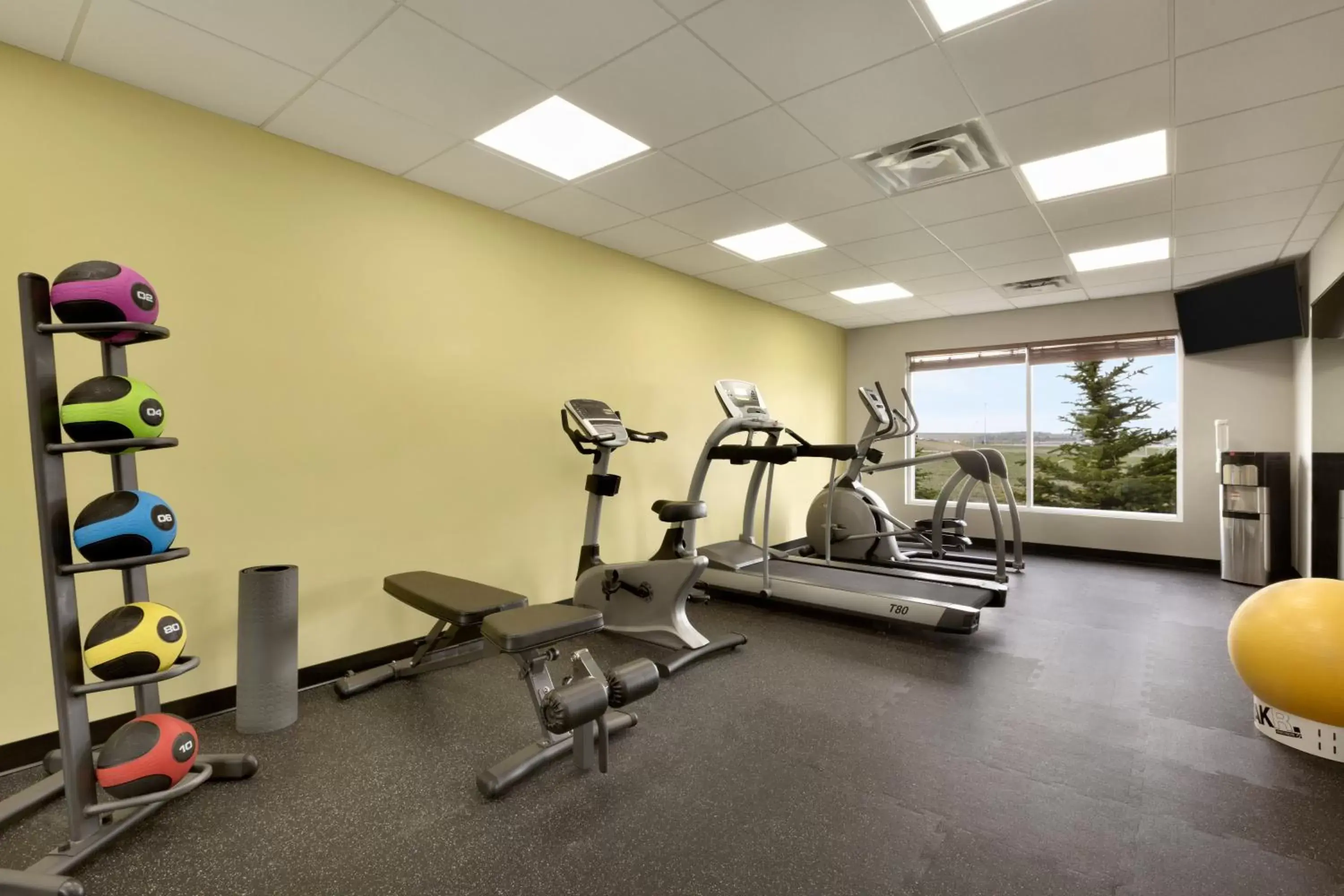 Fitness centre/facilities, Fitness Center/Facilities in Airdrie Inn and Suites