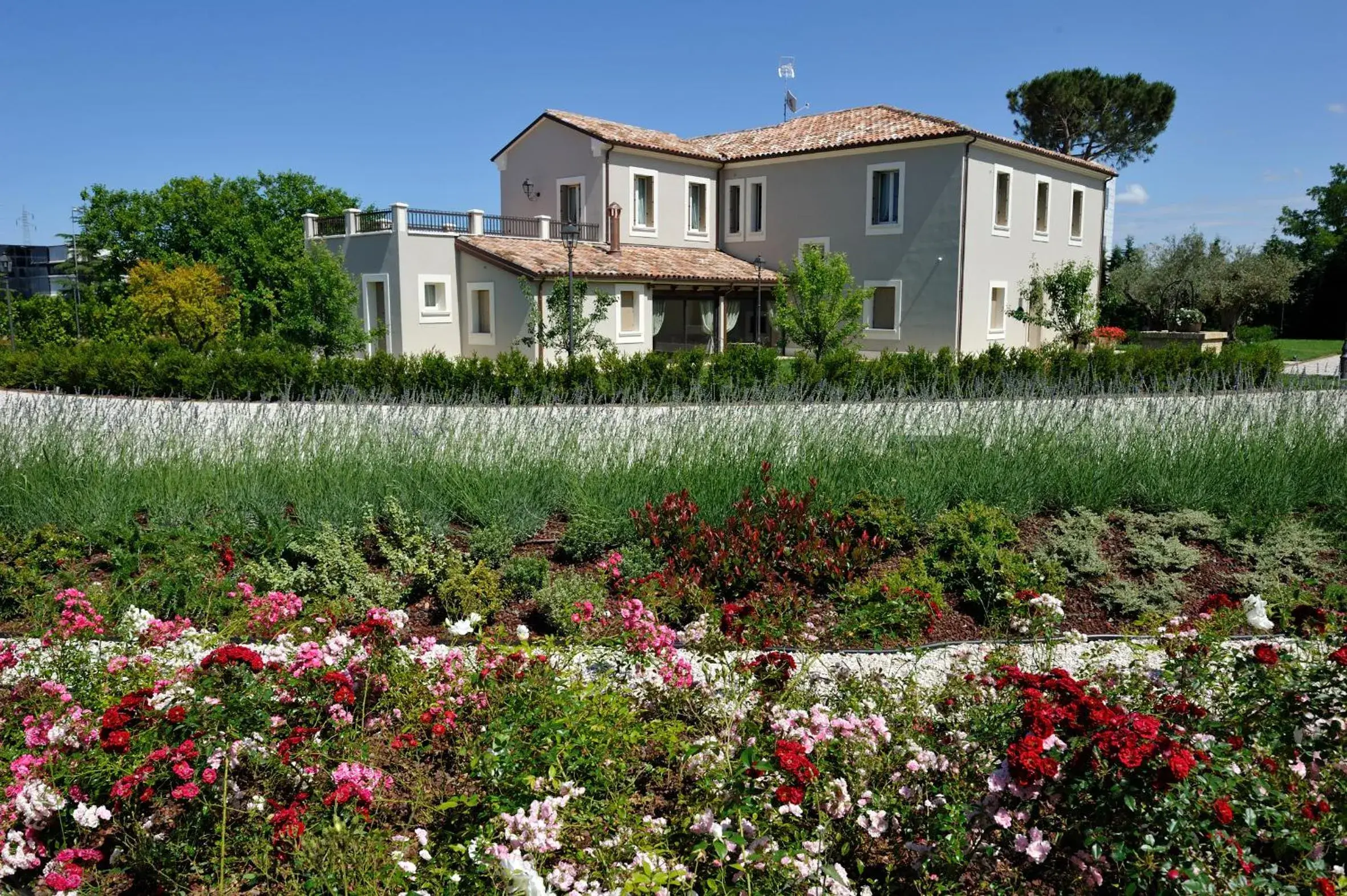 Area and facilities, Property Building in San Giovanni relais