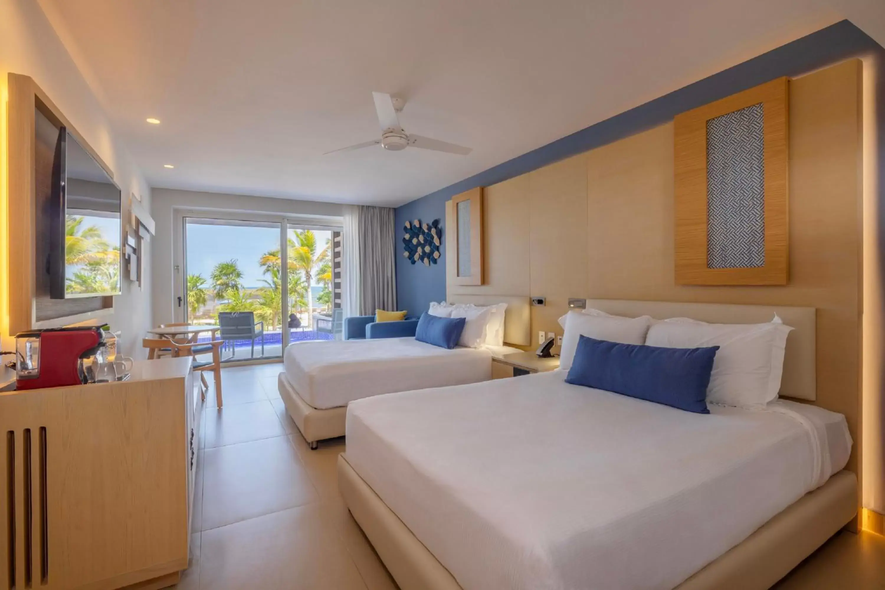 Bedroom in Royalton Splash Riviera Cancun, An Autograph Collection All-Inclusive Resort