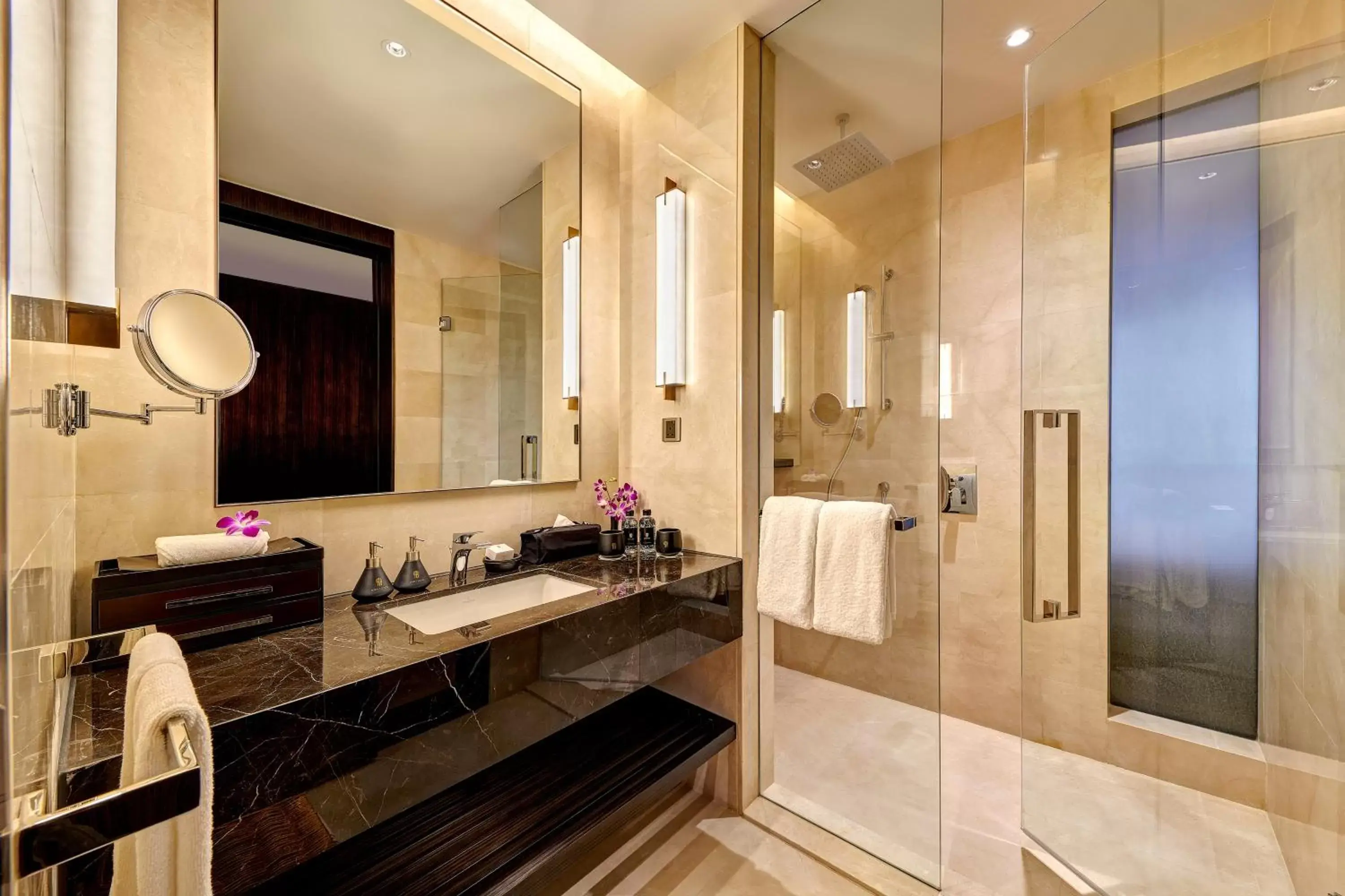 Shower, Bathroom in Pavilion Hotel Kuala Lumpur Managed by Banyan Tree