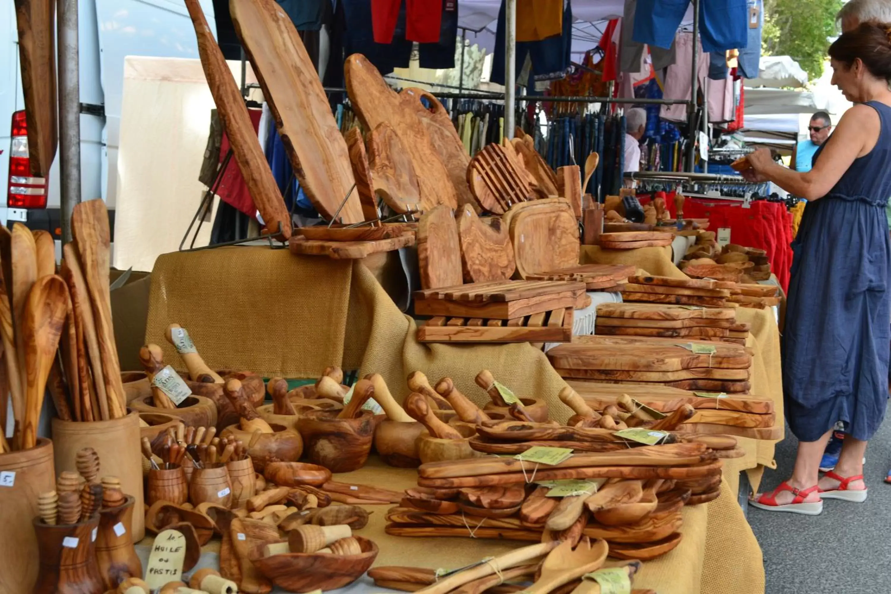 Shopping Area, Food in La Villa Provençale