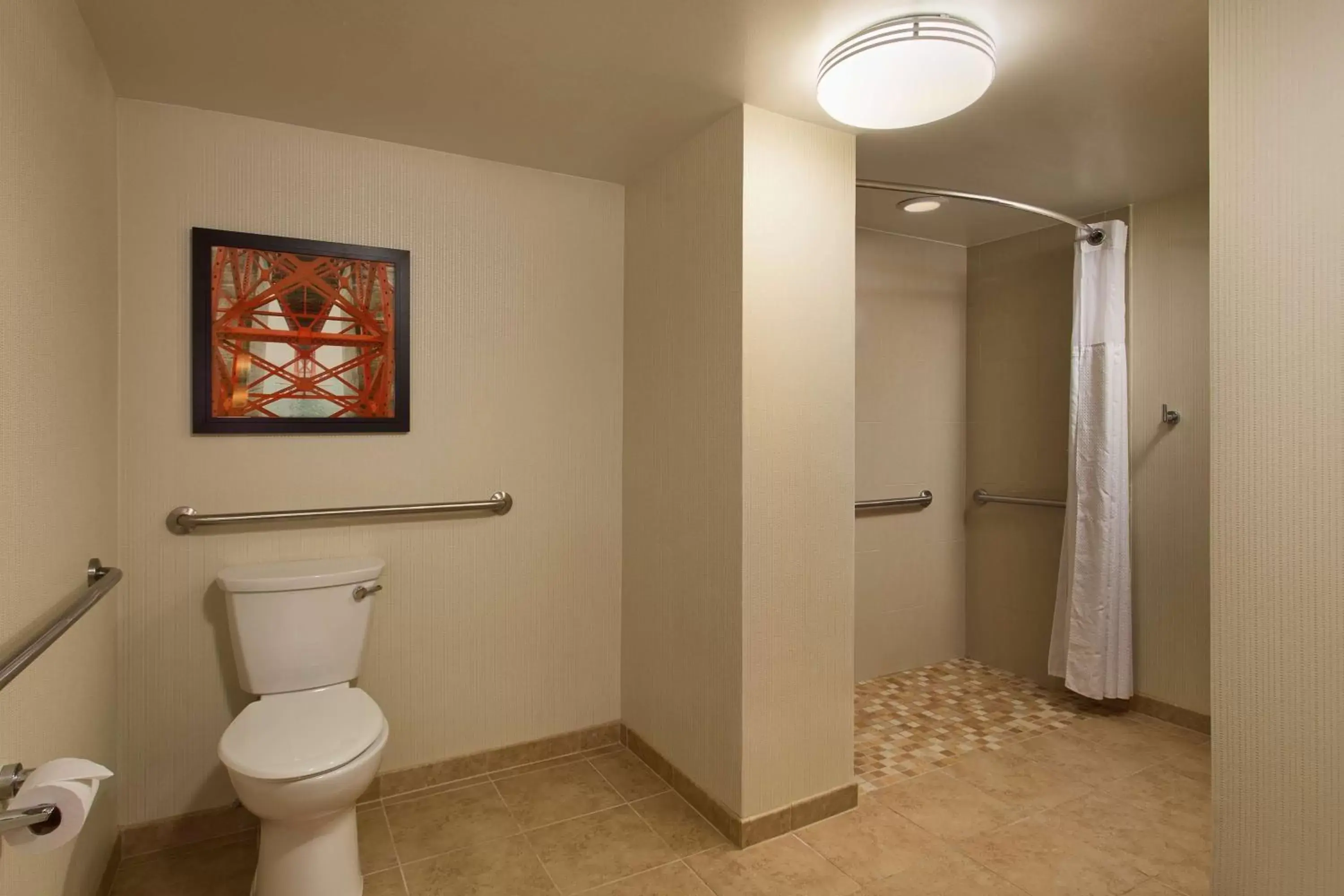 Bathroom in Embassy Suites San Francisco Airport - Waterfront
