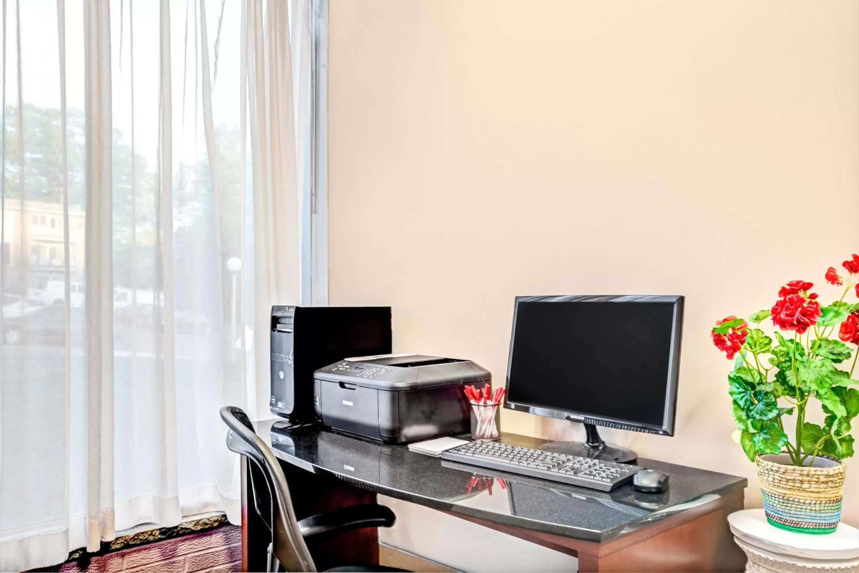 Business facilities in Ramada by Wyndham Rockaway