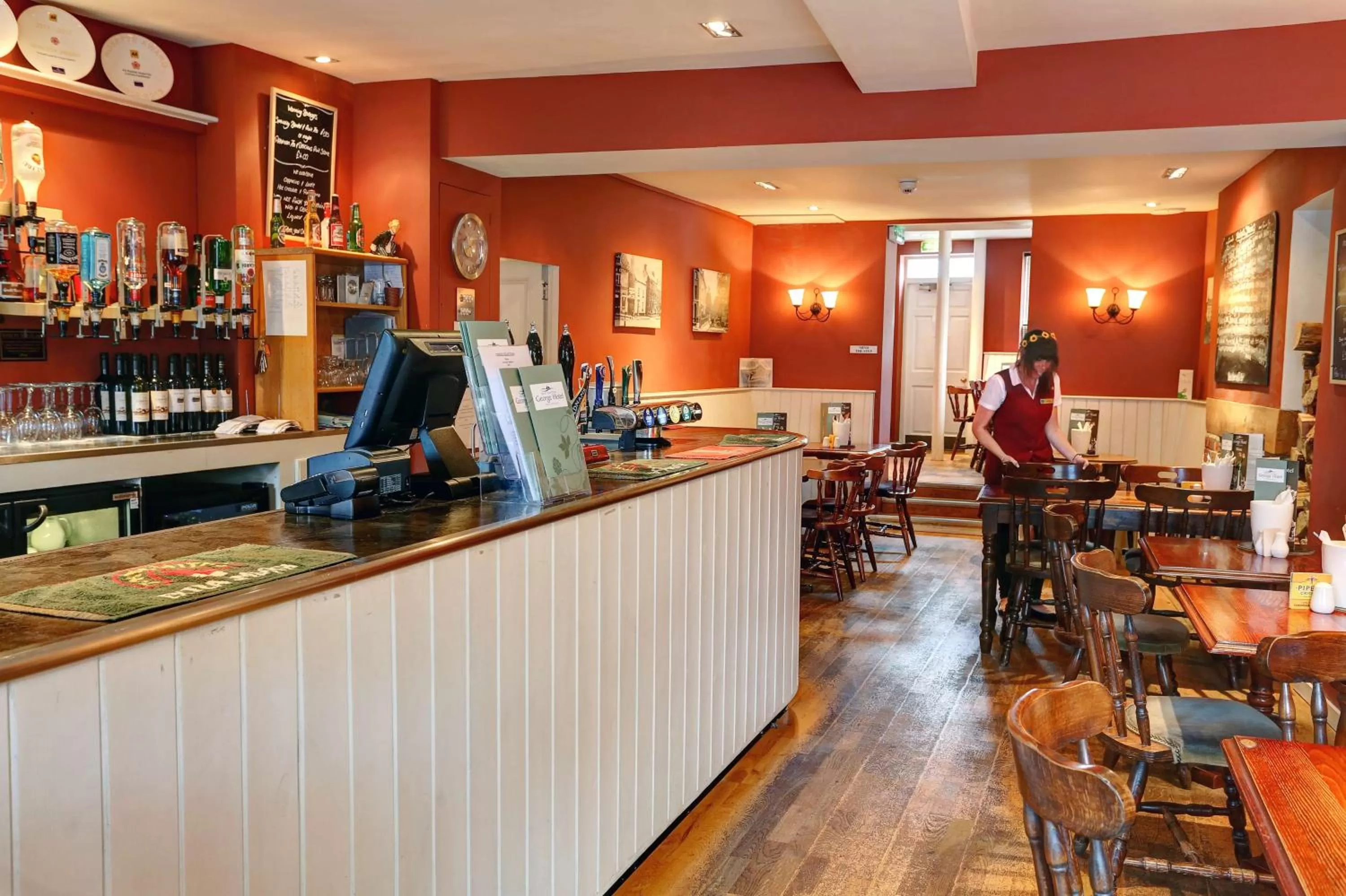 Lounge or bar in Best Western The George Hotel, Swaffham