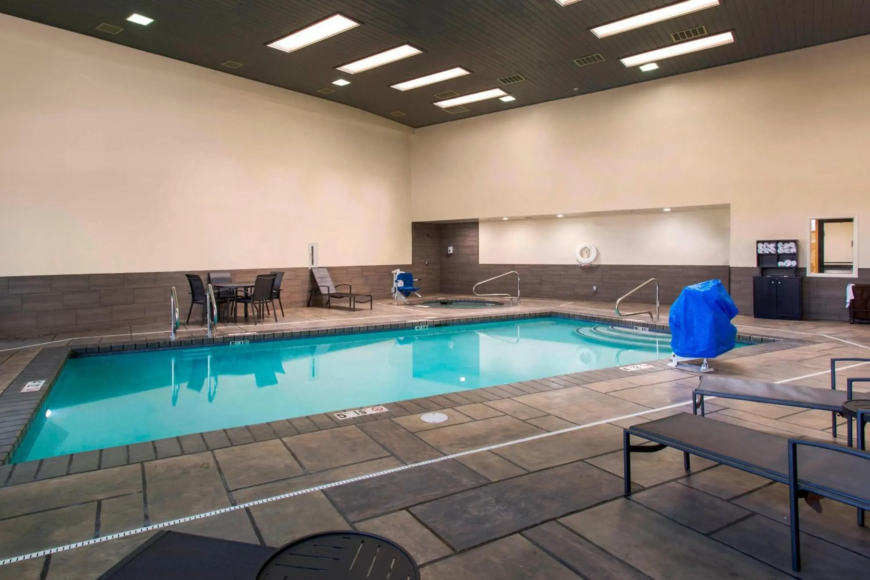 Swimming Pool in Fairfield Inn & Suites by Marriott Santa Fe