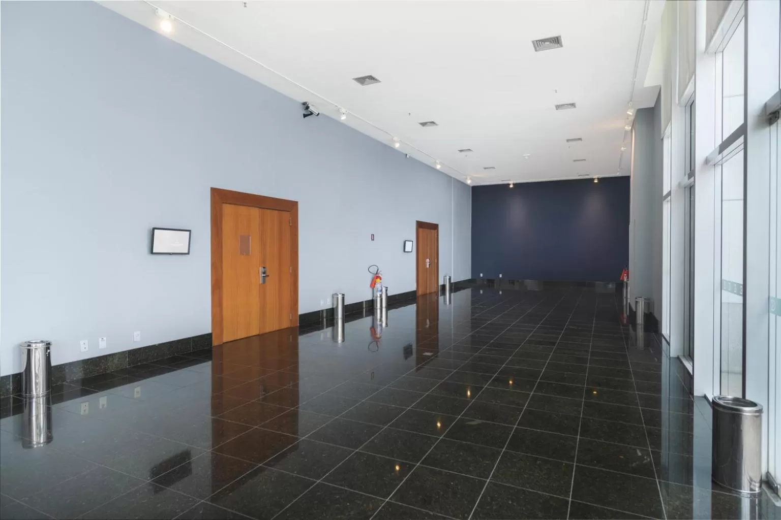 Meeting/conference room in Golden Tulip Porto Vitória