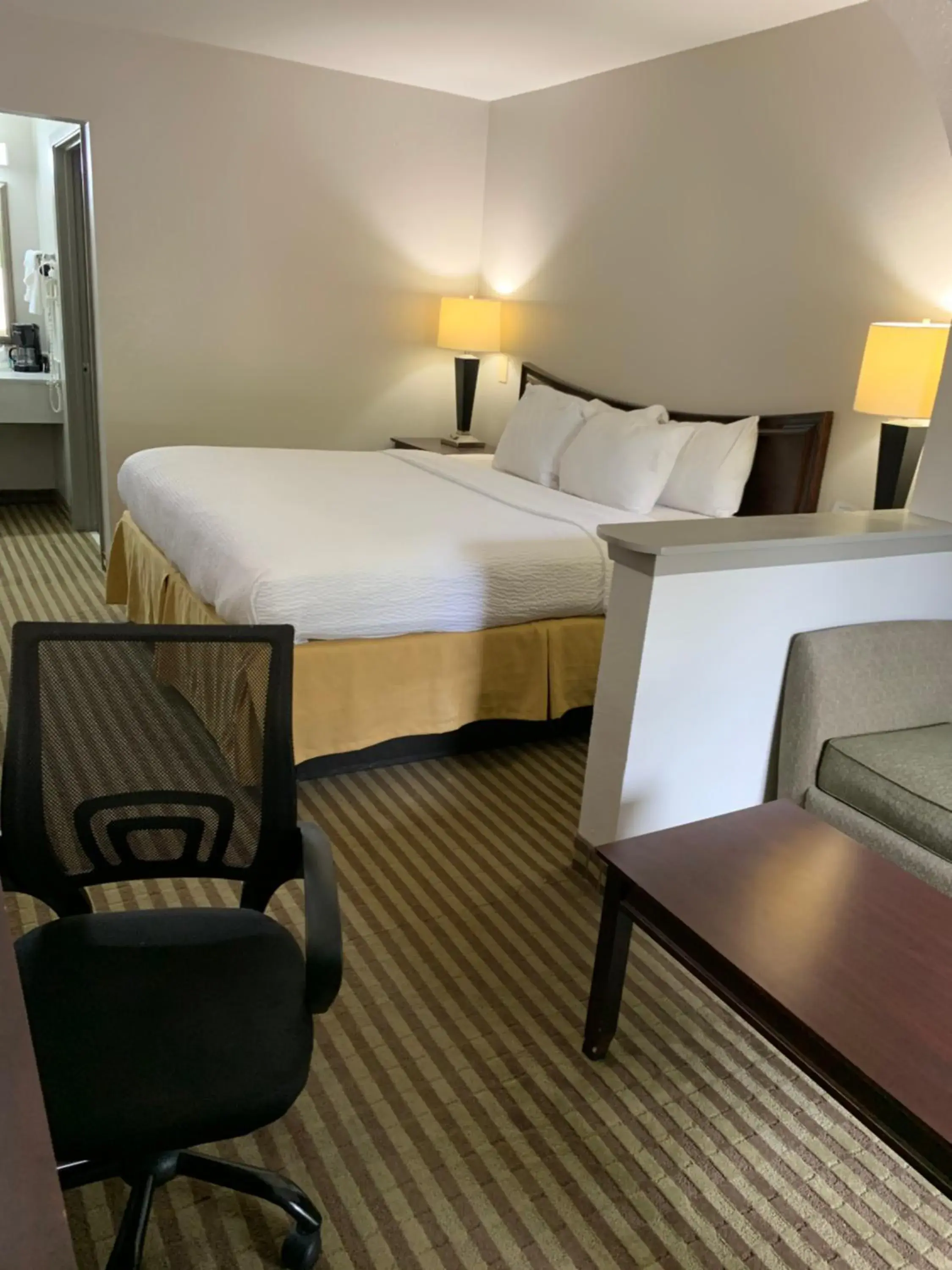 Bedroom, Bed in Days Inn by Wyndham Ocean Springs Bedroom, Bed in Days Inn by Wyndham Ocean Springs