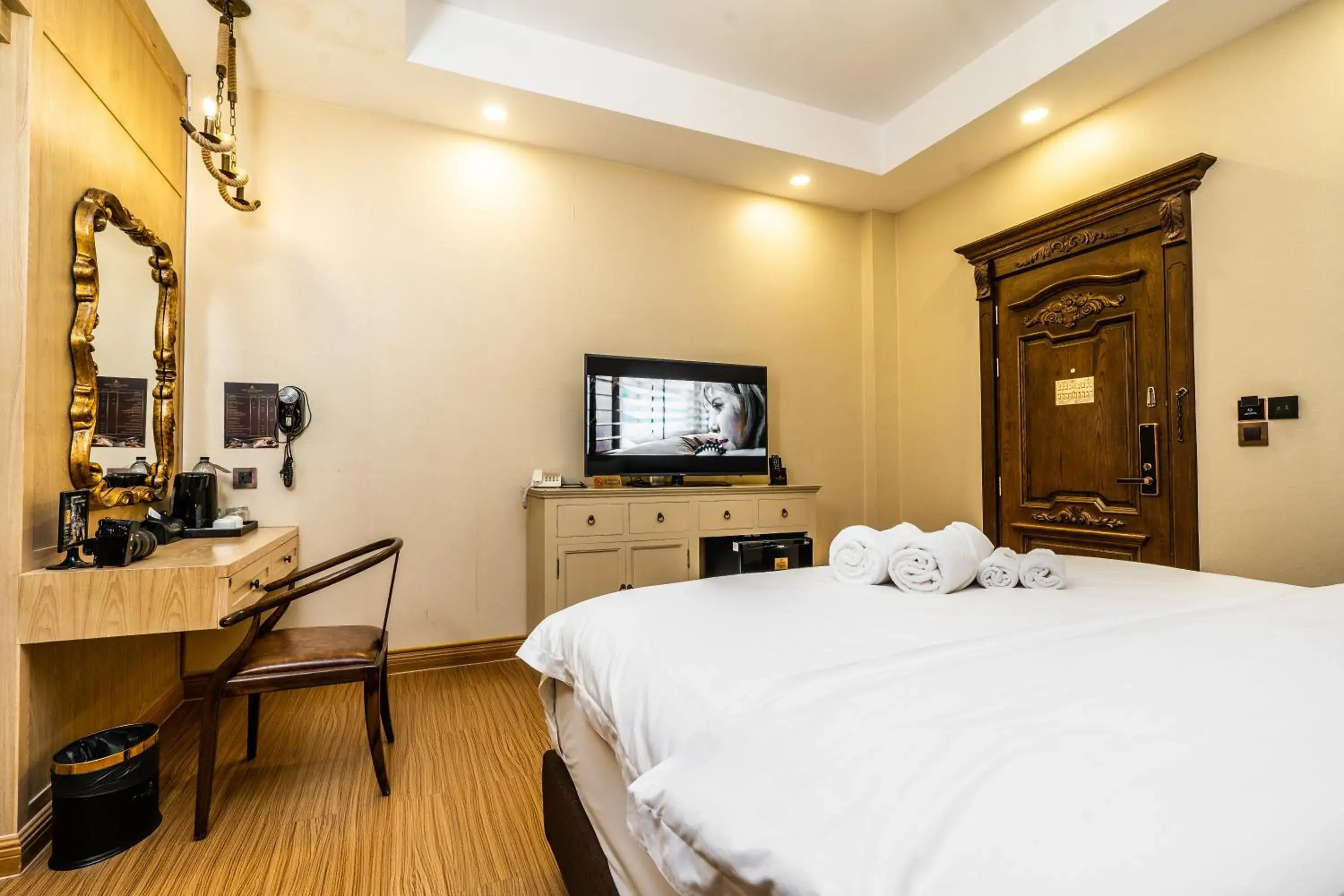 Bed in Khum Damnoen Resort