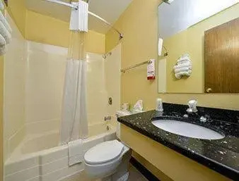 Bathroom in Super 8 by Wyndham Minot Airport